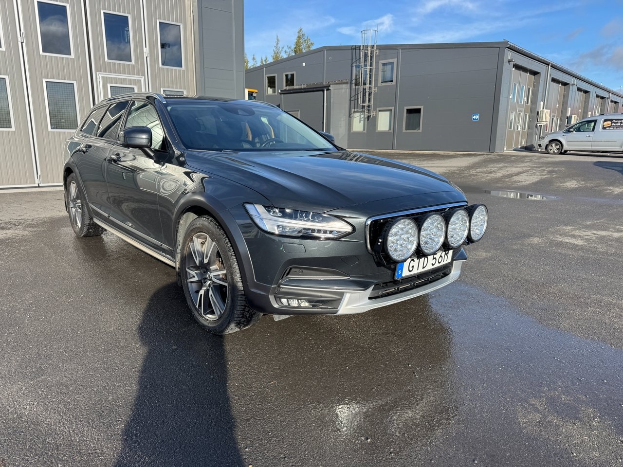 Volvo V90 Cross Country 2020, photo 7/10