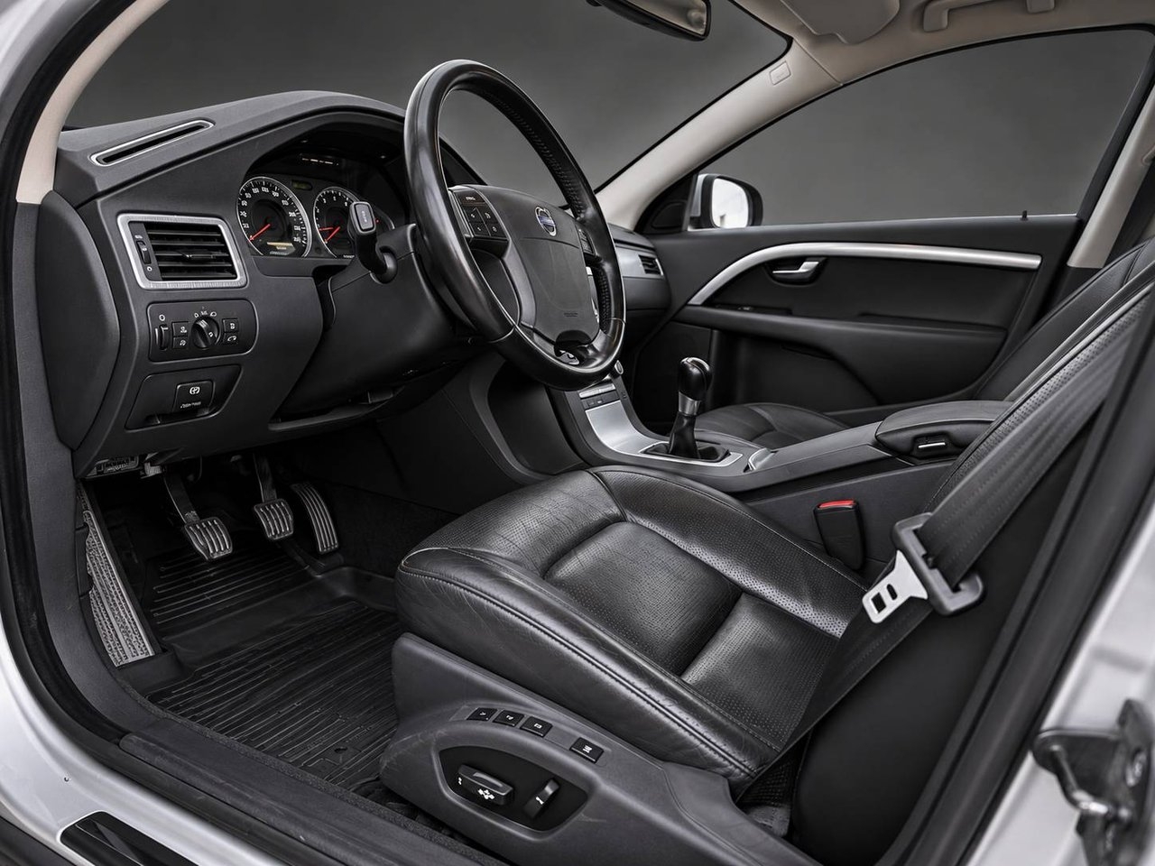 Volvo V70 2009, kuva 7/10
