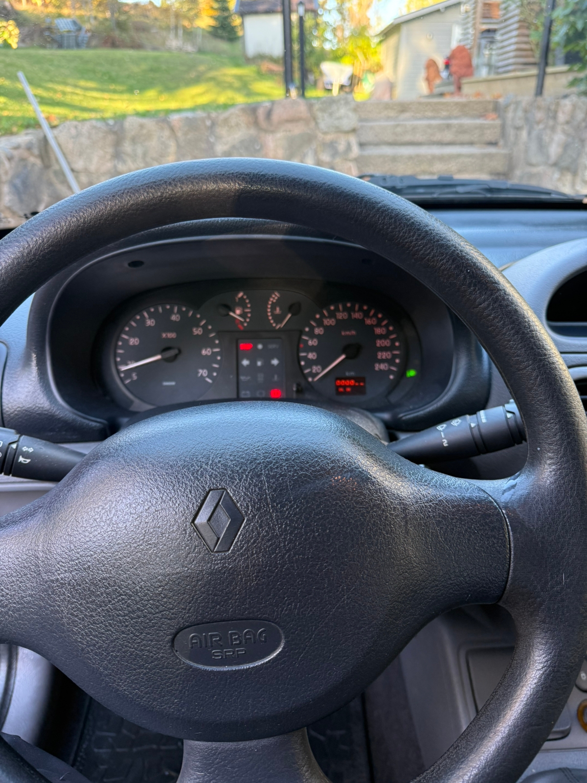 Renault Clio 1999, bild 2/4