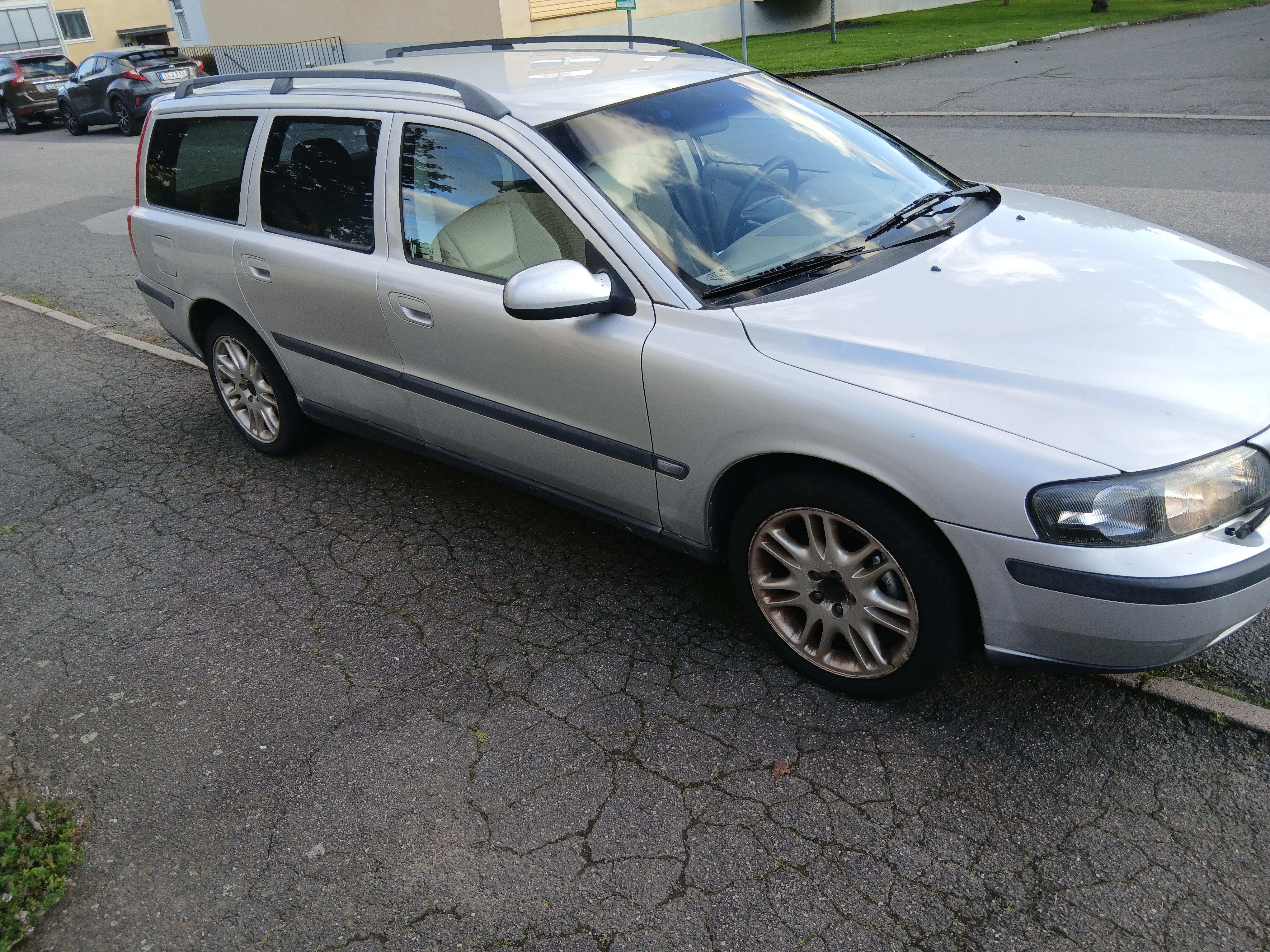 Volvo V70 2.4 Automatisk 2001, kuva 8/8