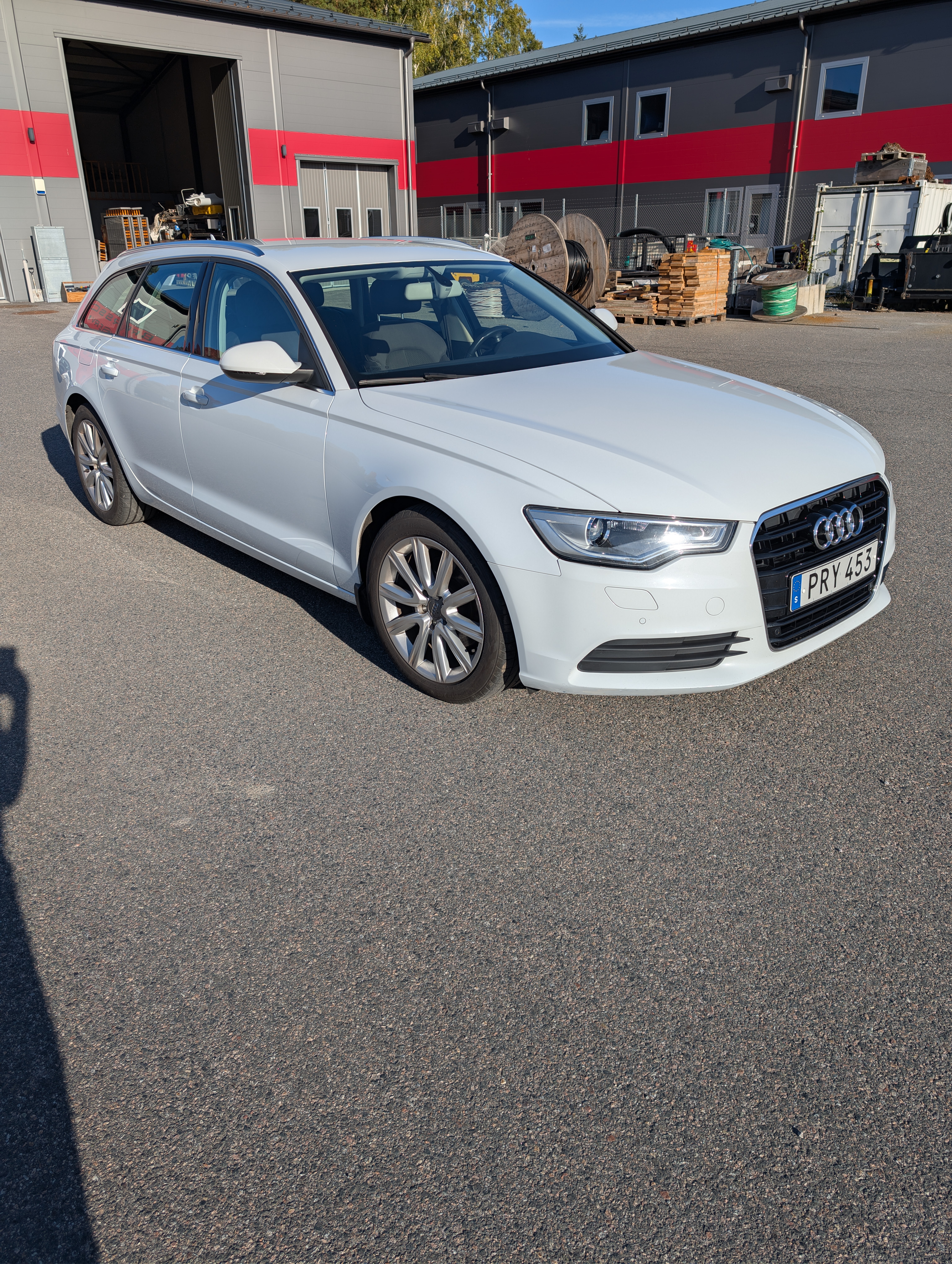 Audi A6 Avant 2.0 TDI ultra S Tronic 2014, kuva 2/7