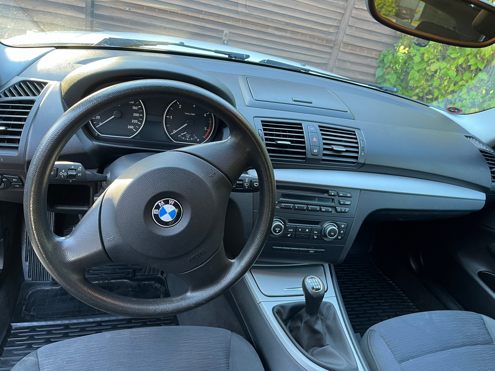 BMW 118 d 3-dörrars Manuell 2009, photo 7/9