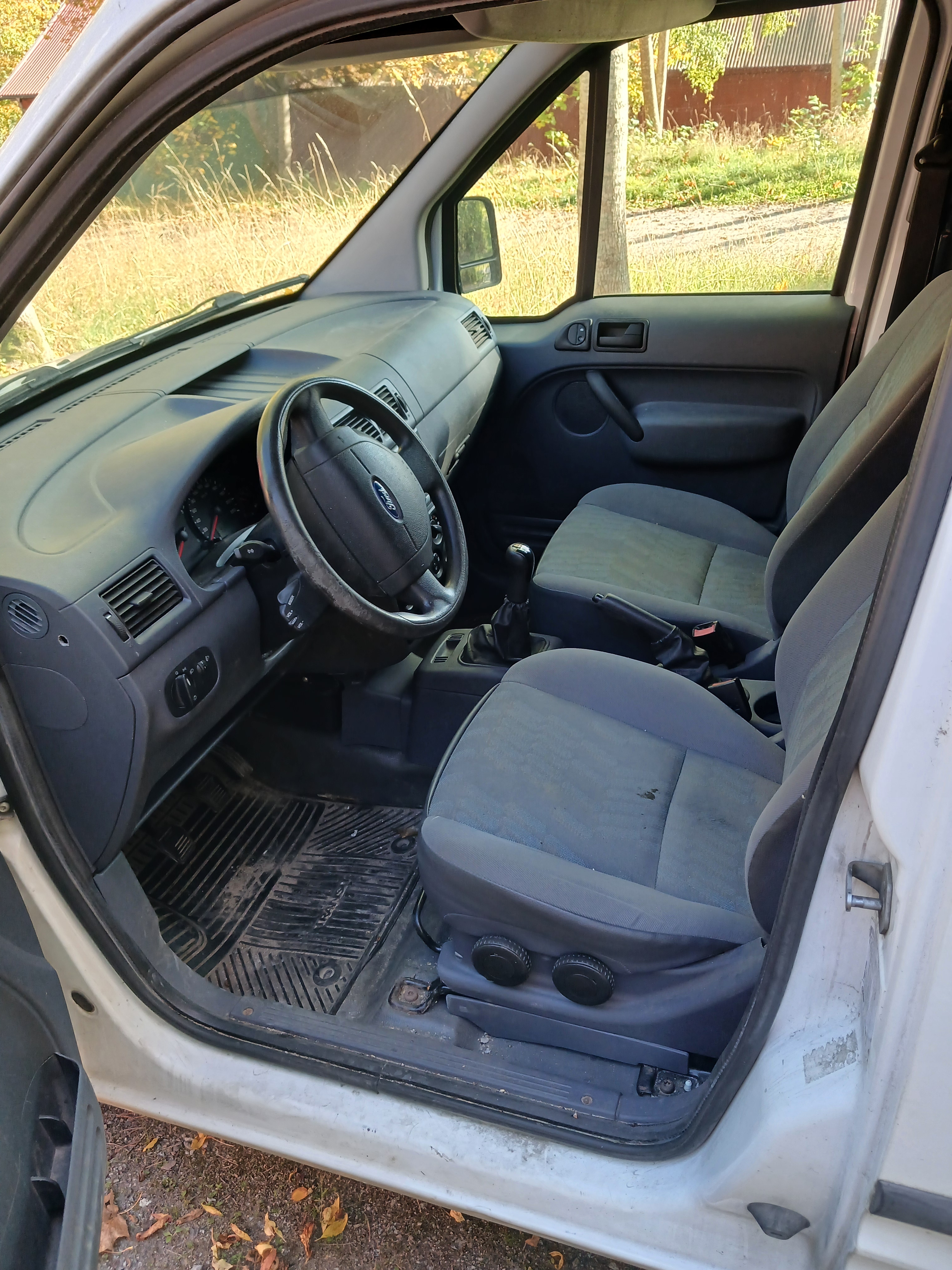 Ford Transit Connect 2008, kuva 6/9