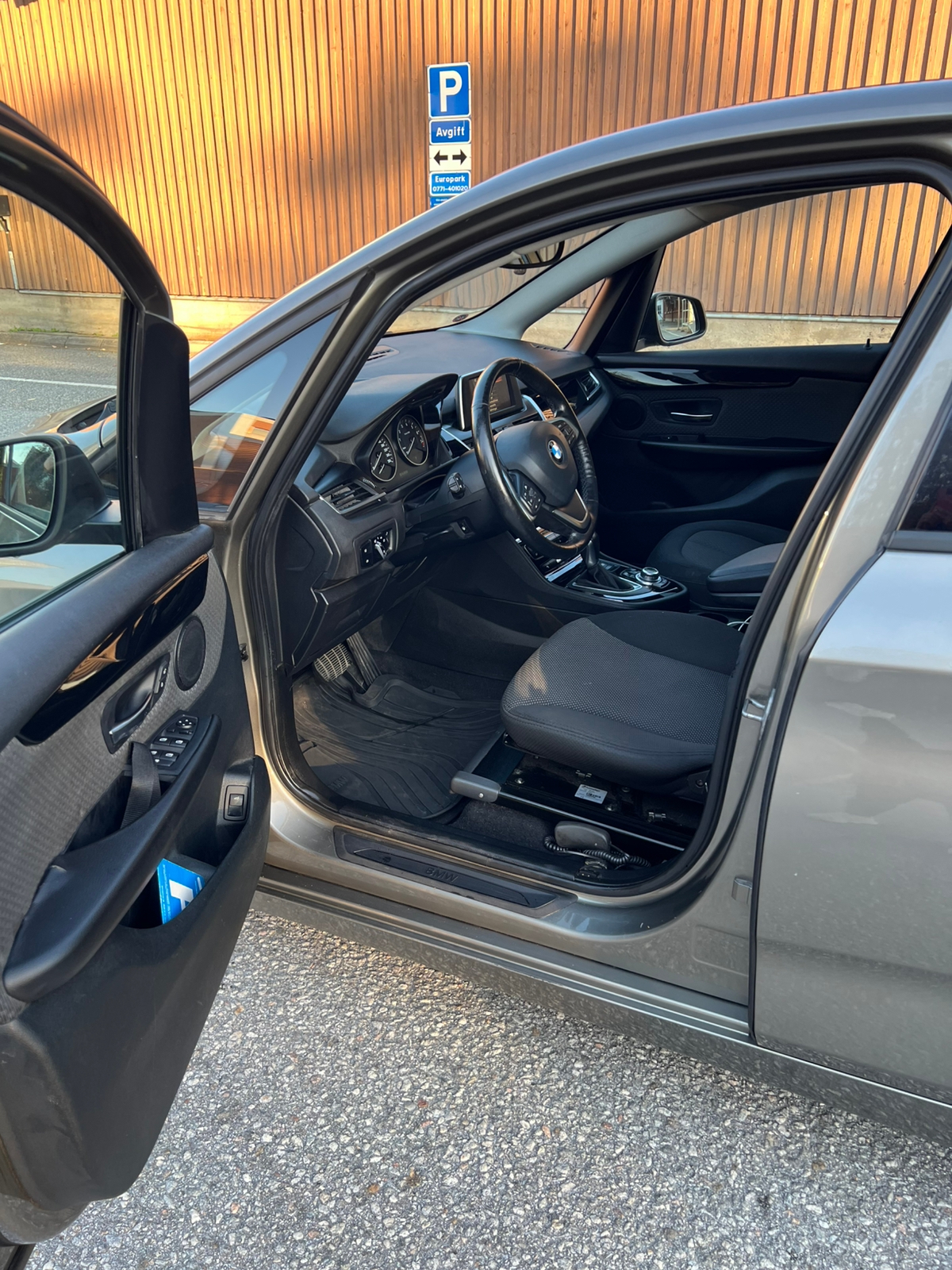 BMW 218 i Active Tourer Steptronic 2015, bild 7/10