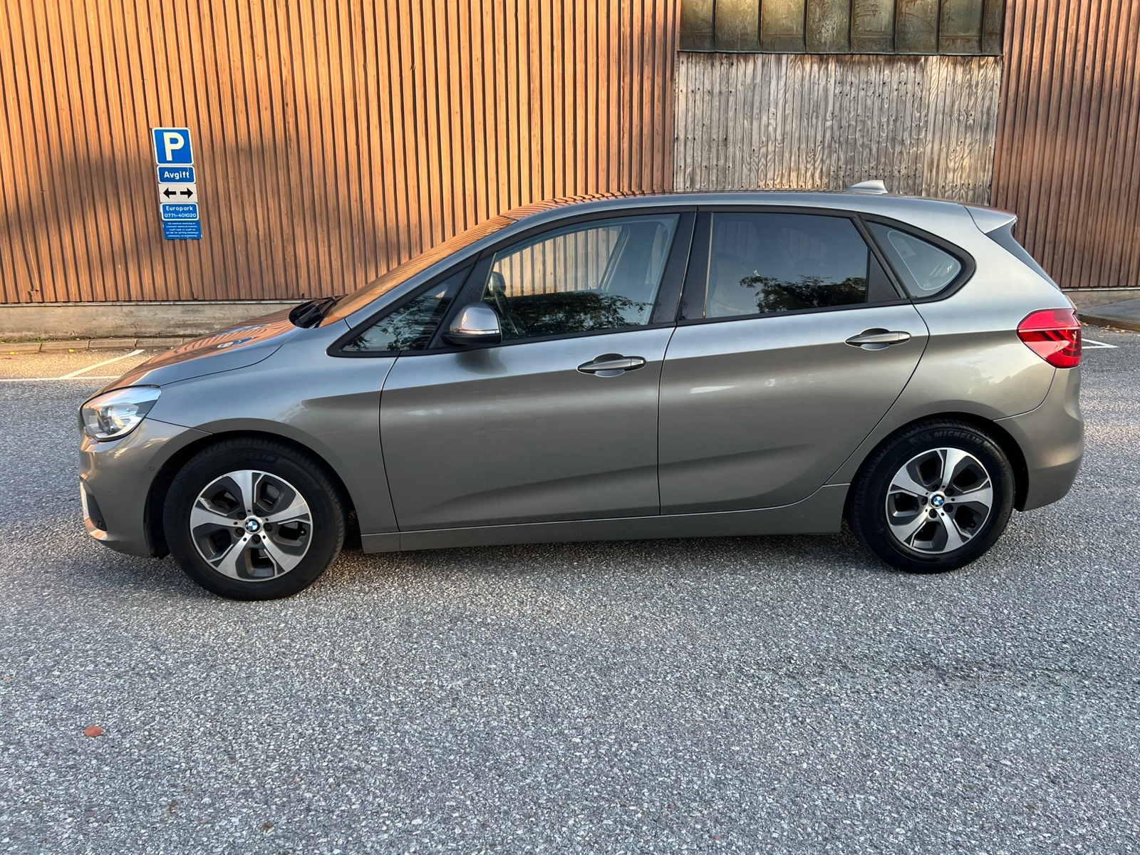 BMW 218 i Active Tourer Steptronic 2015, bild 3/10