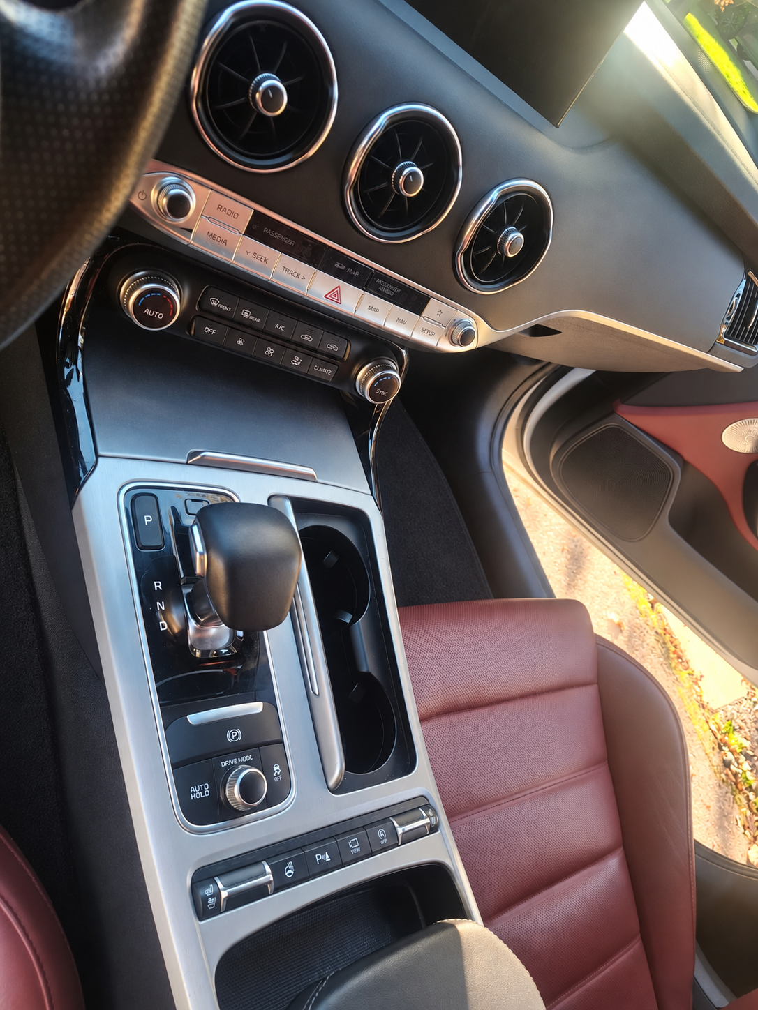 Kia Stinger 3.3 T-GDI V6 GT 2019, bild 7/10