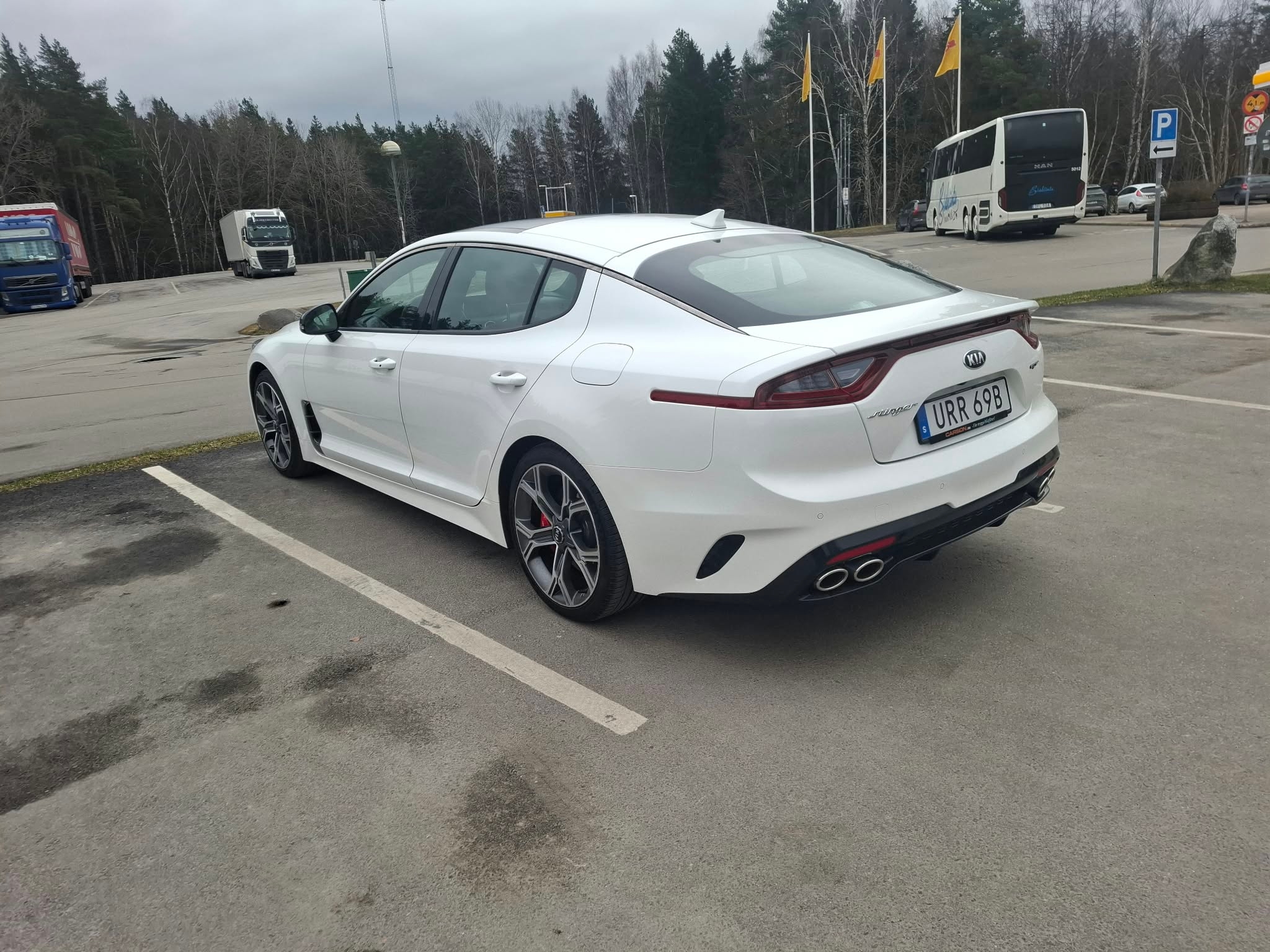 Kia Stinger 3.3 T-GDI V6 GT 2019, bild 4/10