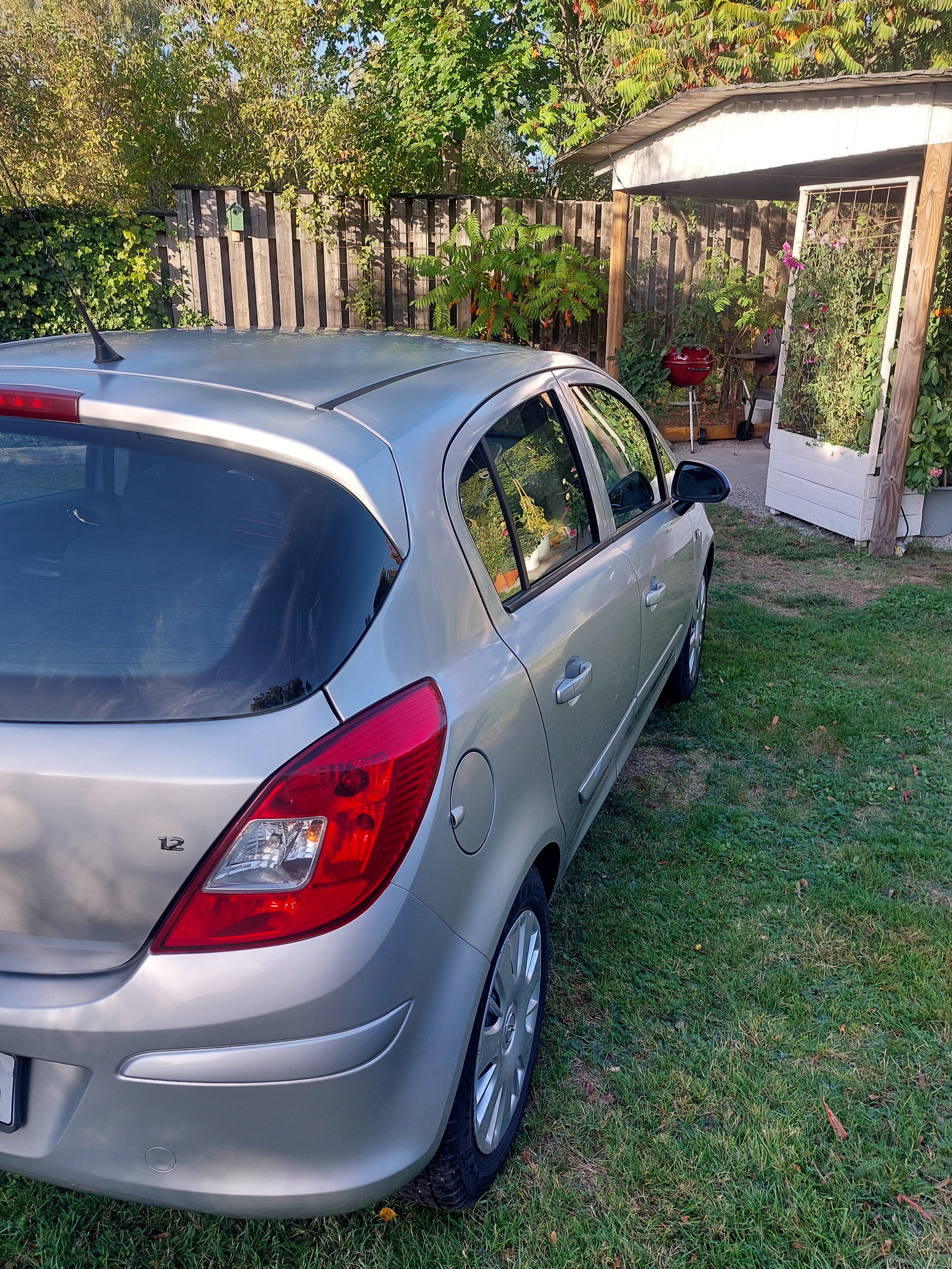 Opel Corsa 5-dörrar 1.2 Twinport Manuell 2008, bild 5/5