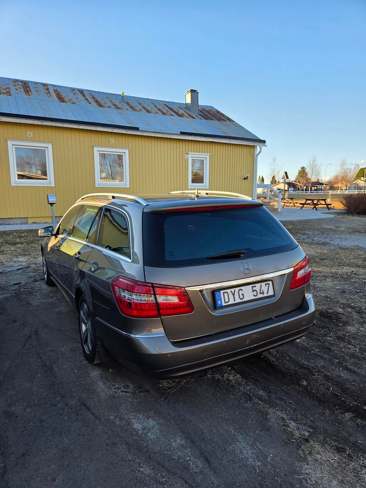 Mercedes-Benz E 2010, bild 3/8