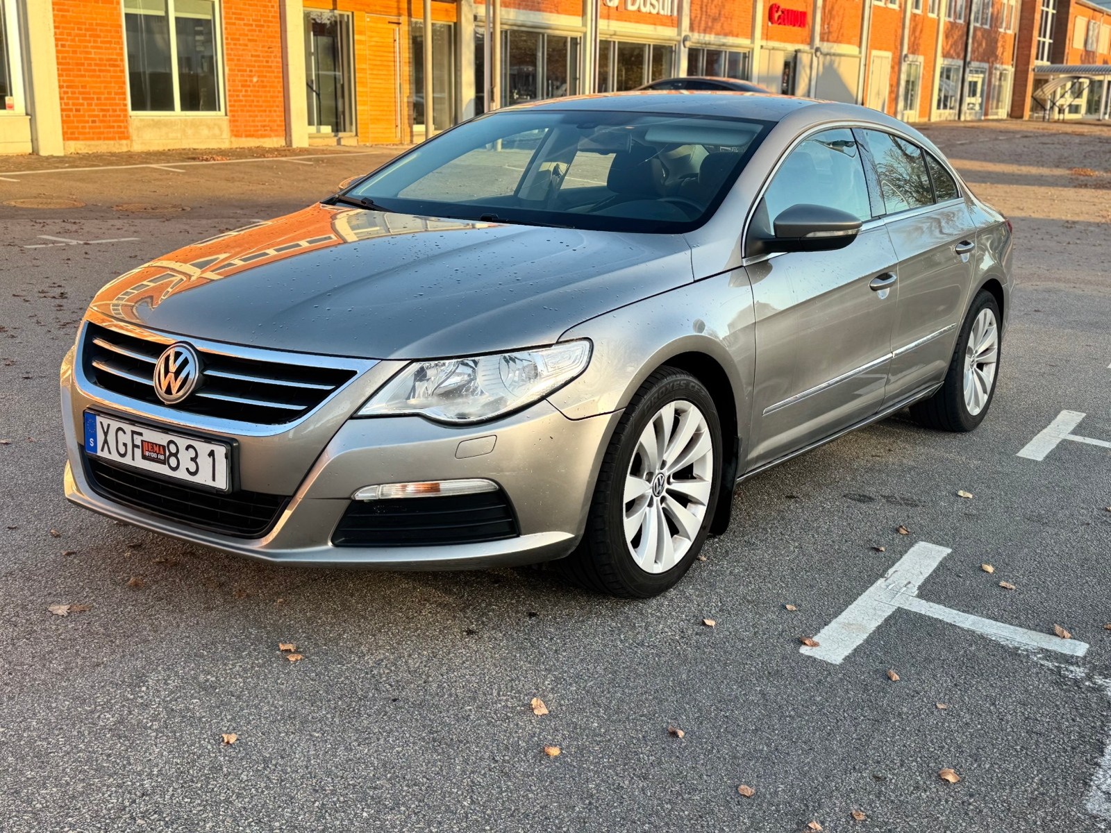 Volkswagen Passat CC 2011, bild 2/10