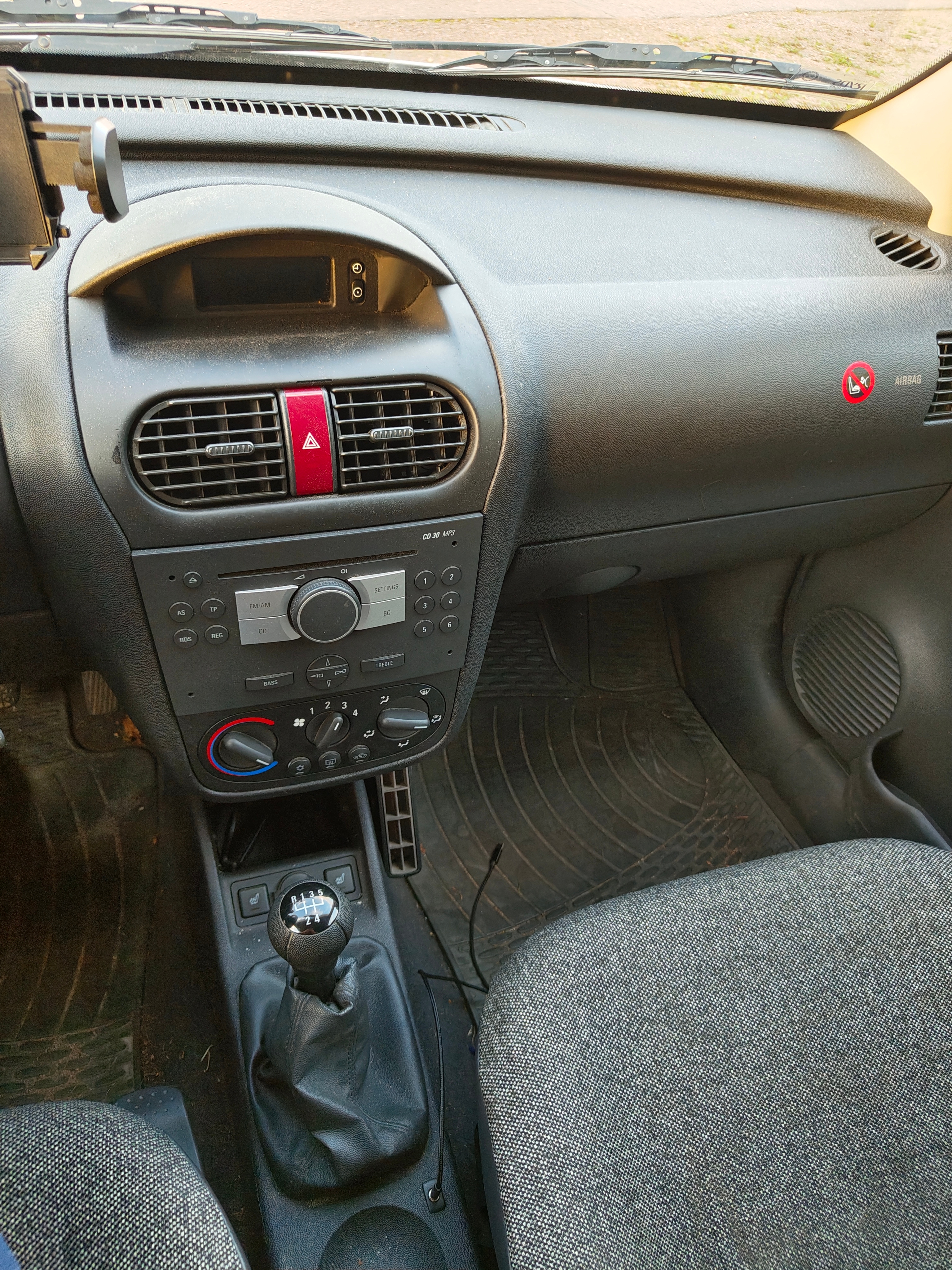 Opel Combo 1.3 CDTI ecoFLEX Manuell 2011, kuva 6/10