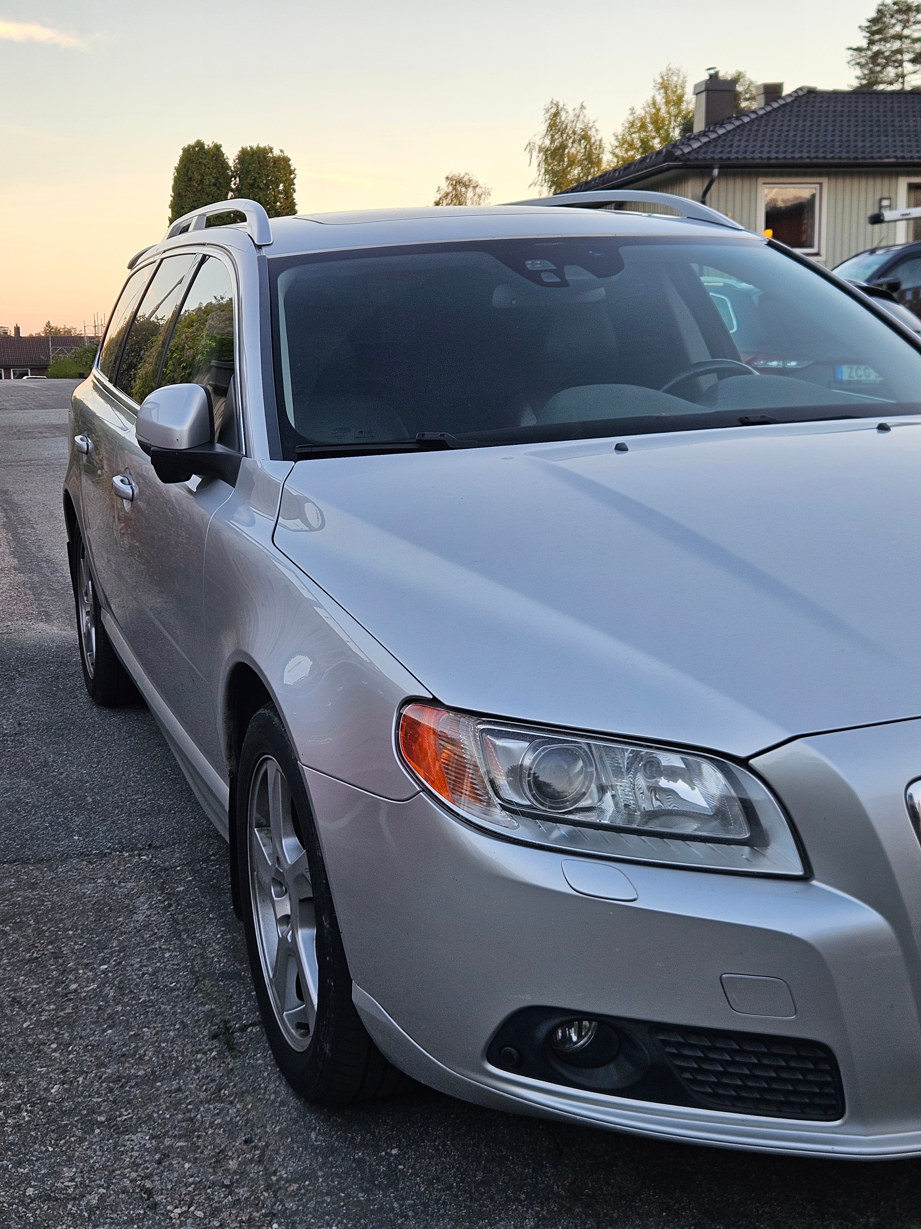 Volvo V70 D5 AWD Geartronic 2012, bild 2/6