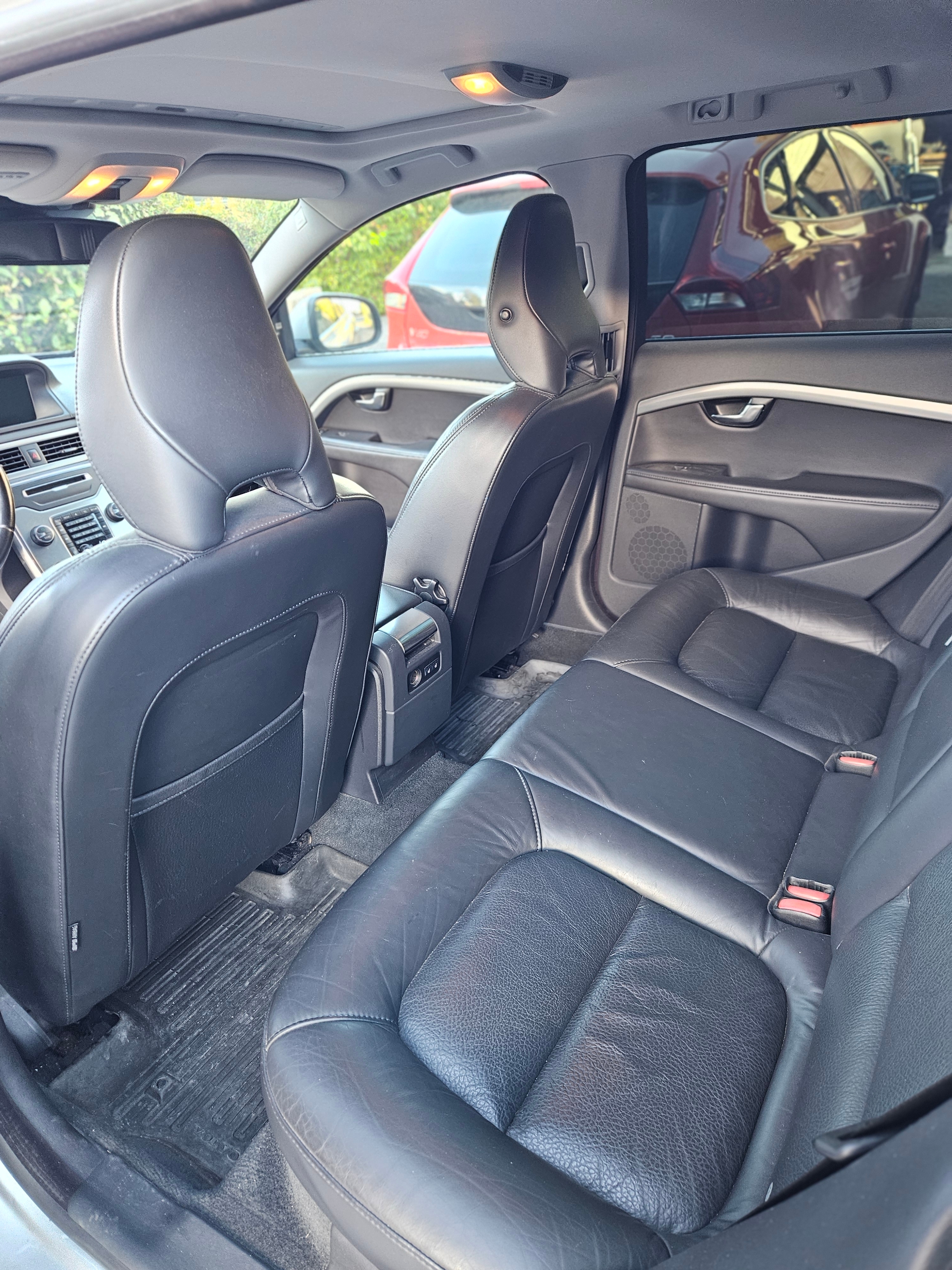 Volvo V70 D5 AWD Geartronic 2012, bild 6/6
