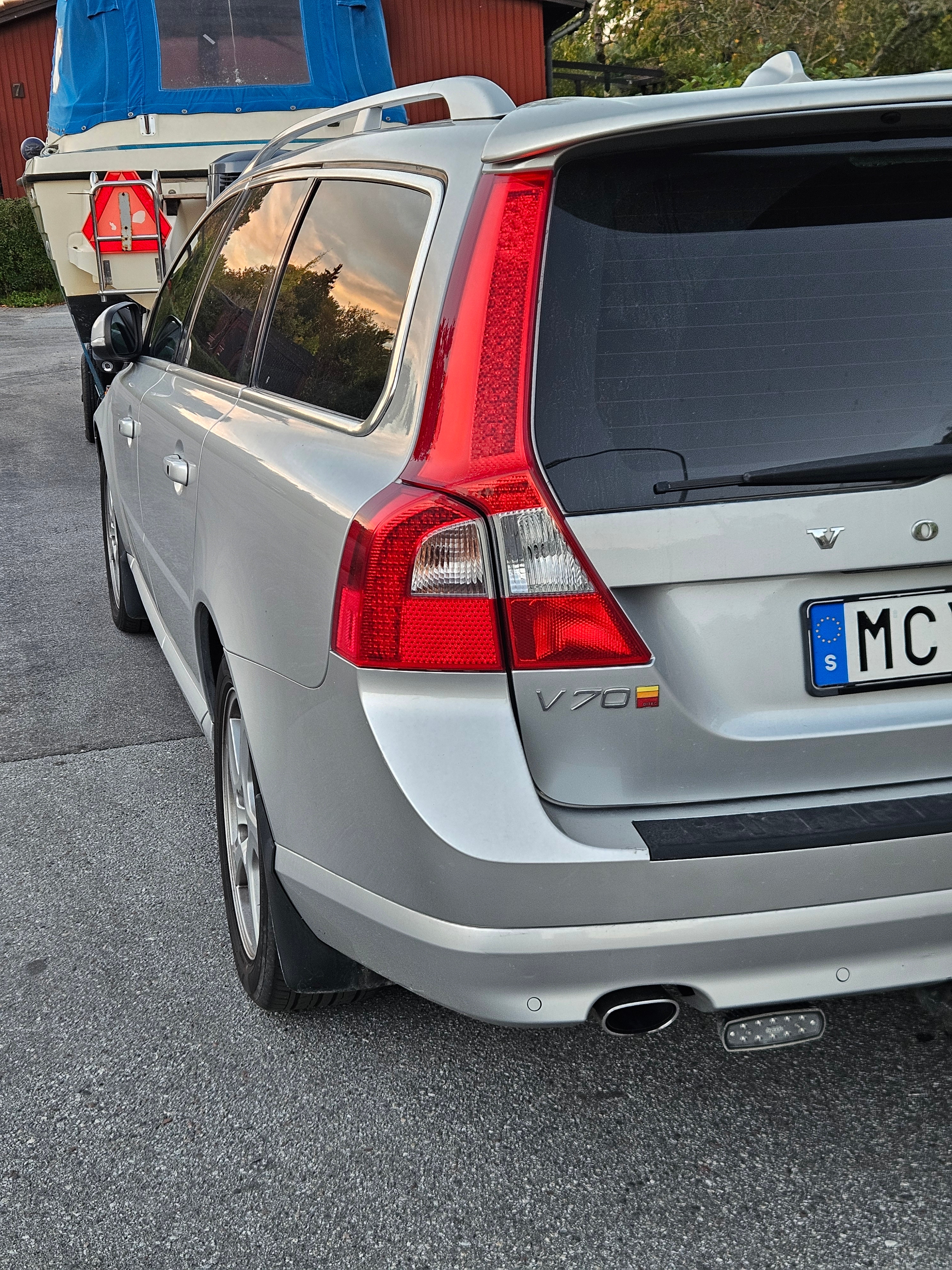 Volvo V70 D5 AWD Geartronic 2012, bild 4/6