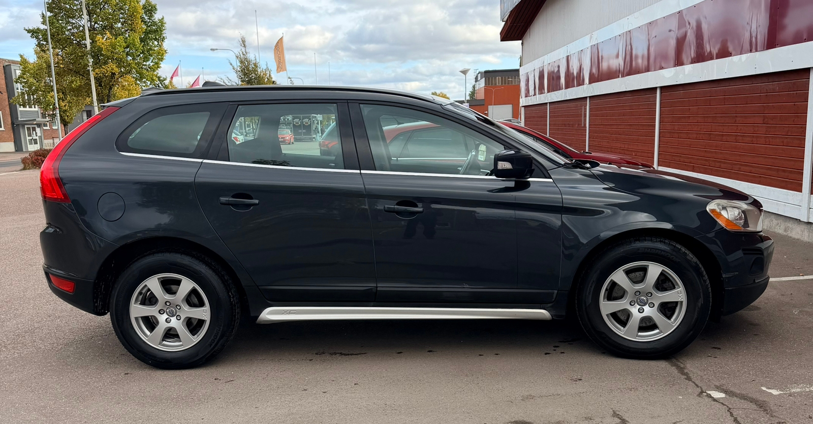 Volvo XC60 2.4D Manuell 2010, bild 4/6