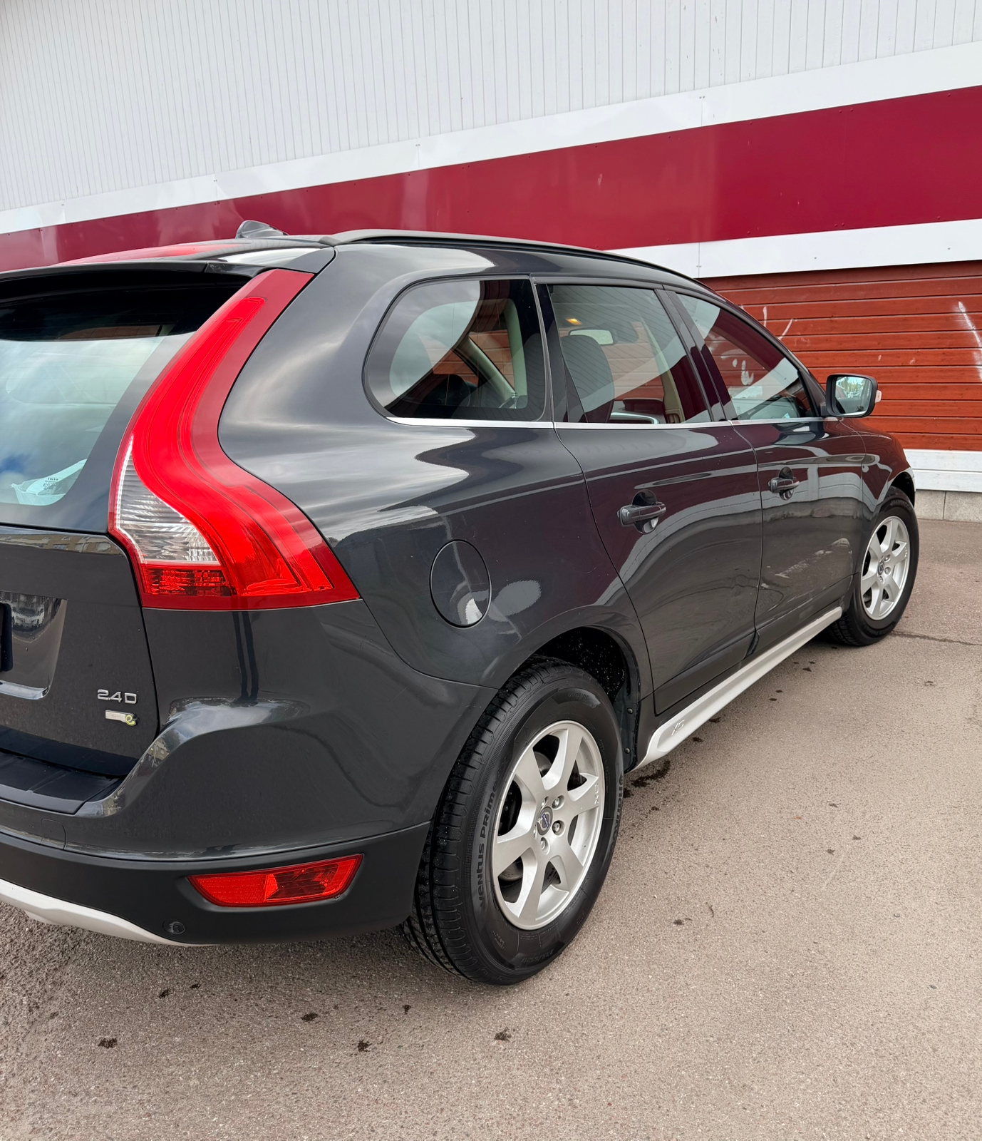 Volvo XC60 2.4D Manuell 2010, bild 5/6
