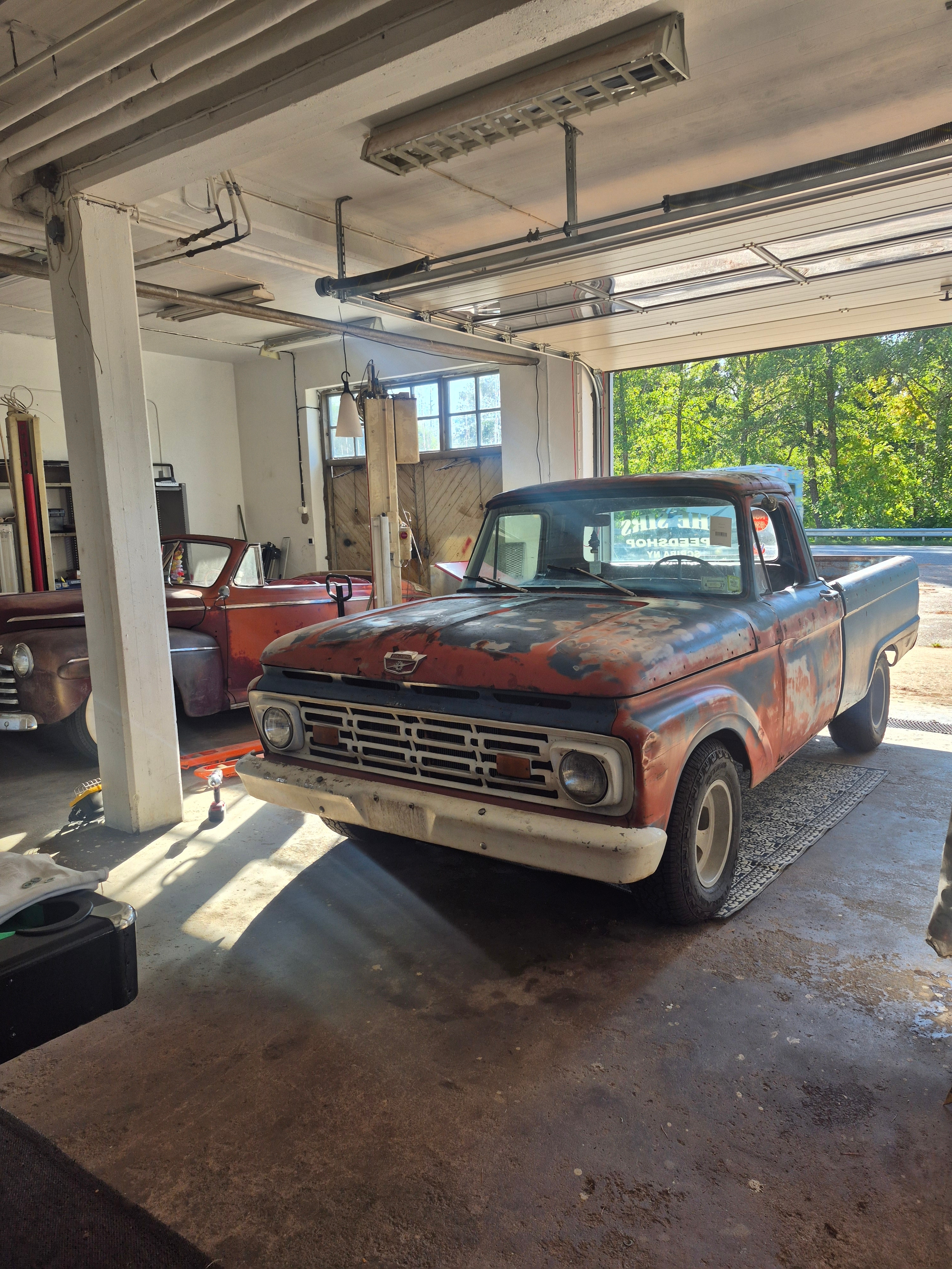 Ford F100