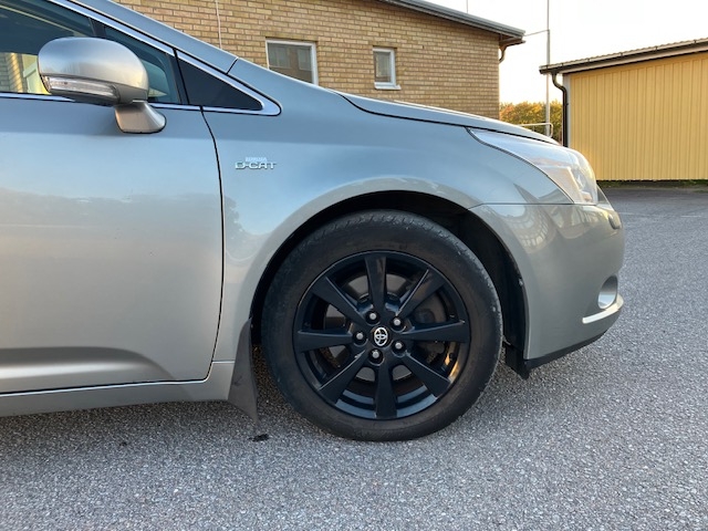 Toyota Avensis Kombi 2.2 D-CAT Manuell 2009, bild 5/10