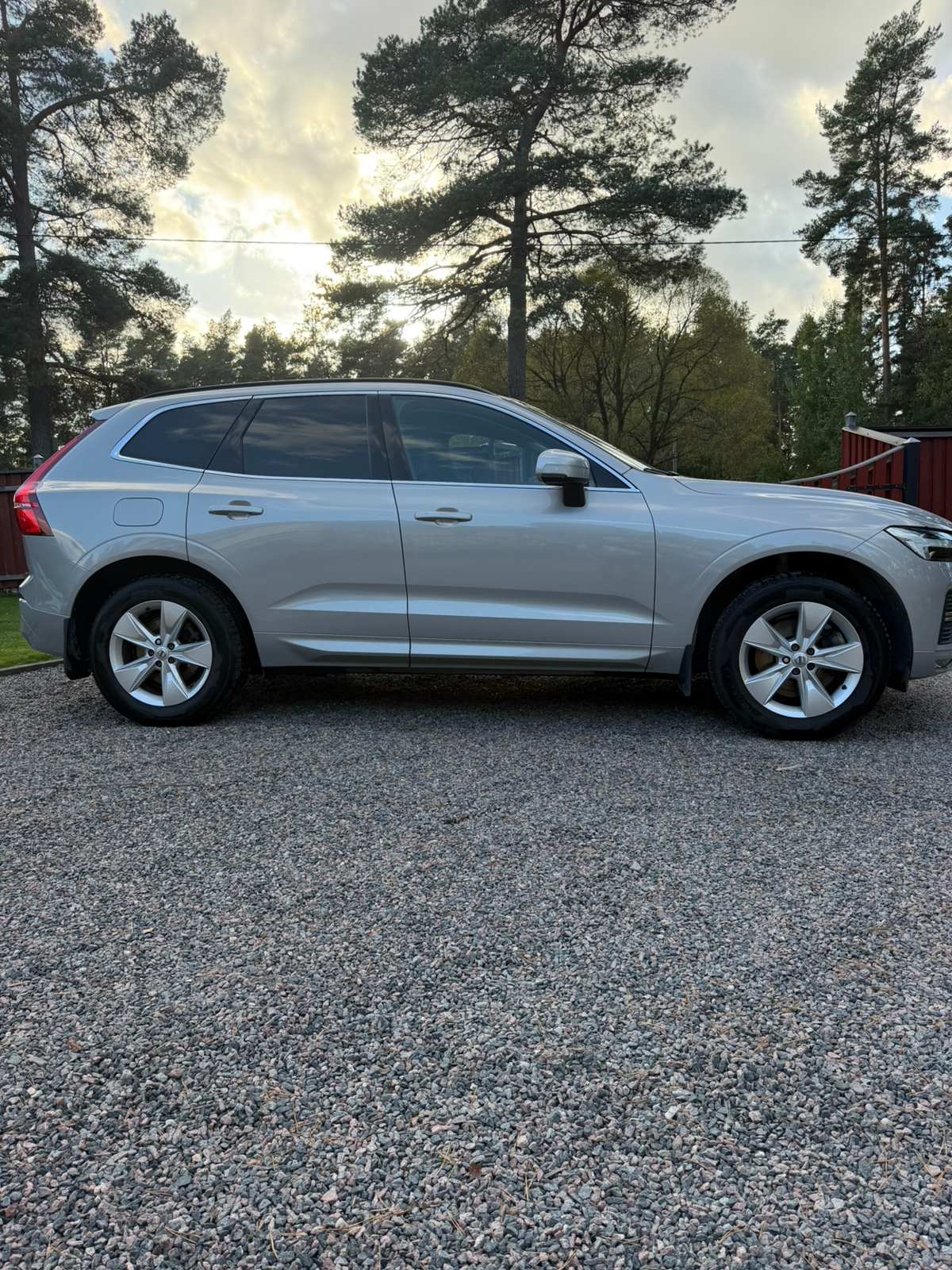 Volvo XC60 B4 AWD Geartronic 2022, bild 3/10