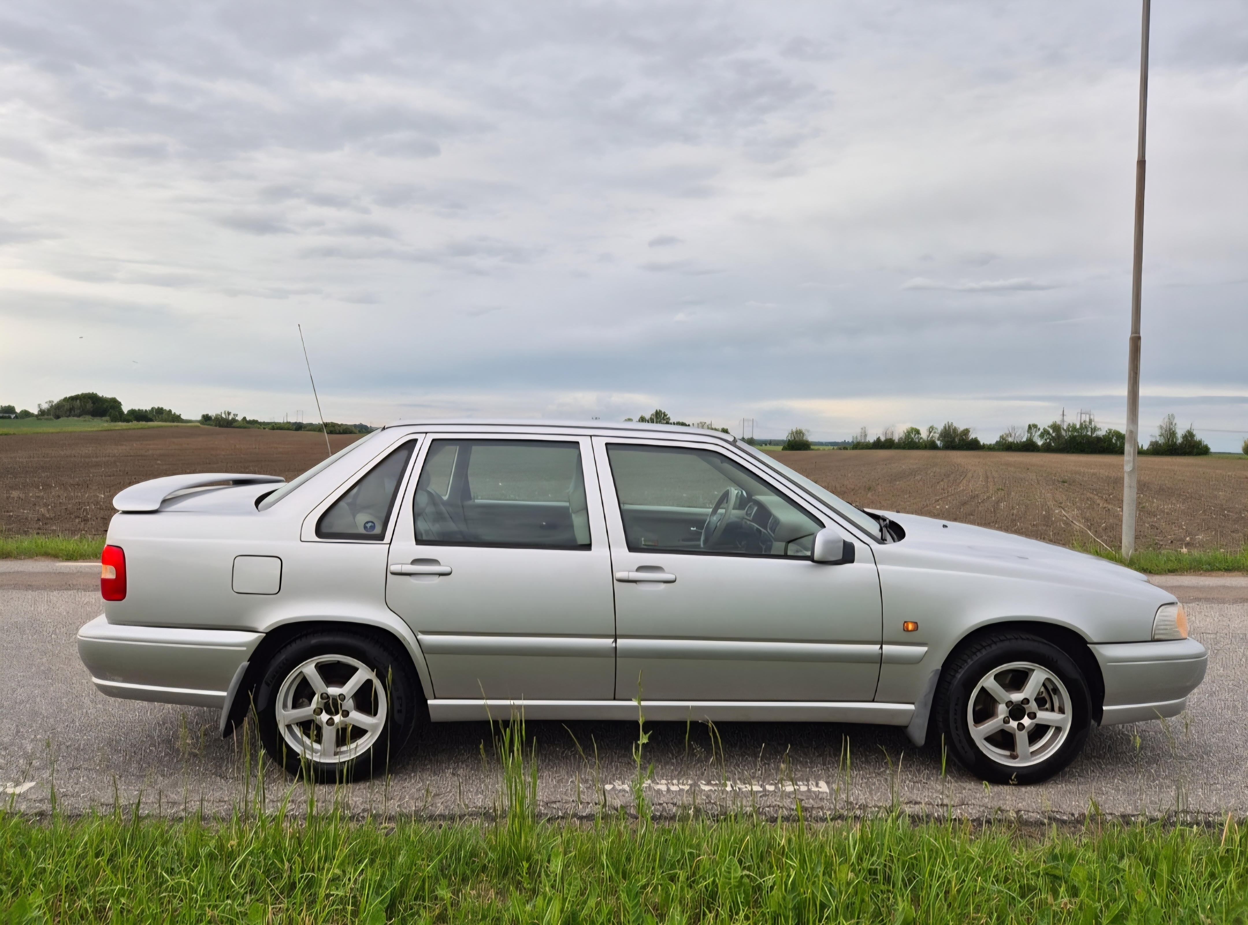 Volvo S70 2.4 Manuell 2000, bild 2/10