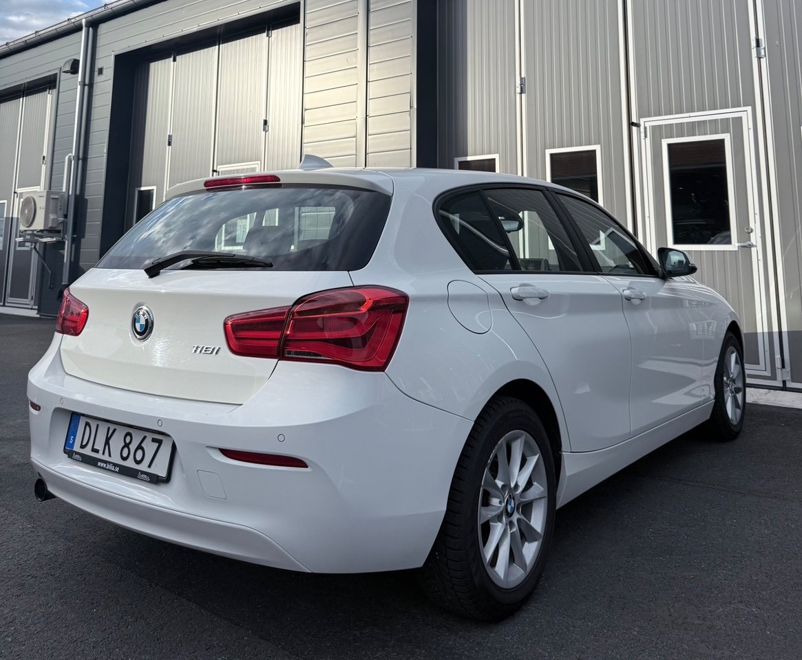 BMW 118 i 5-dörrars Advantage Euro 6 2016, bild 6/10