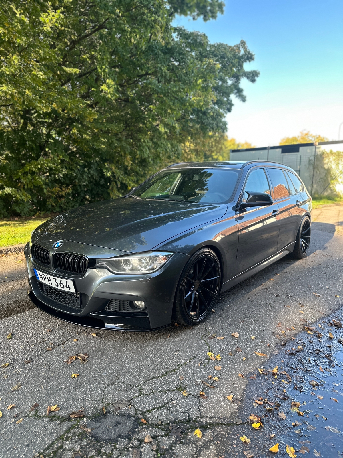 BMW 320