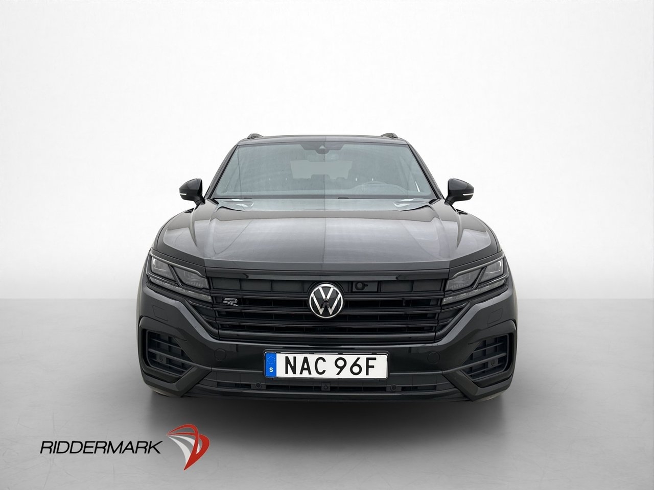 Volkswagen Touareg 2023, kuva 2/10