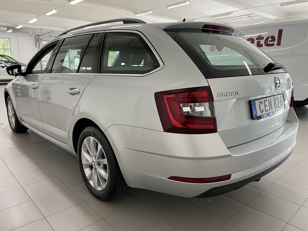 Skoda Octavia Combi Ambition TSI 115Hk 2019, bild 5/10