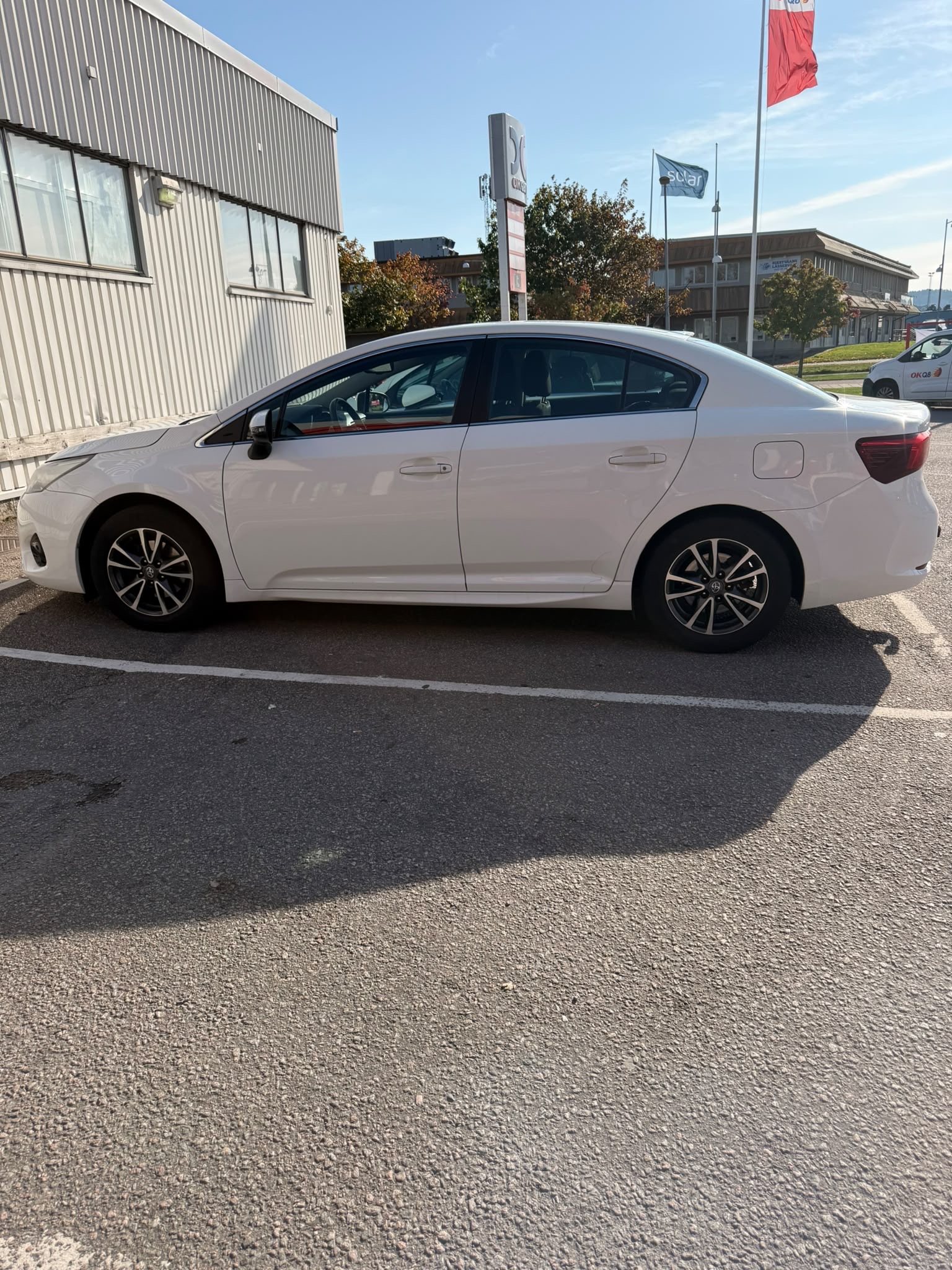 Toyota Avensis 2017, bild 5/9