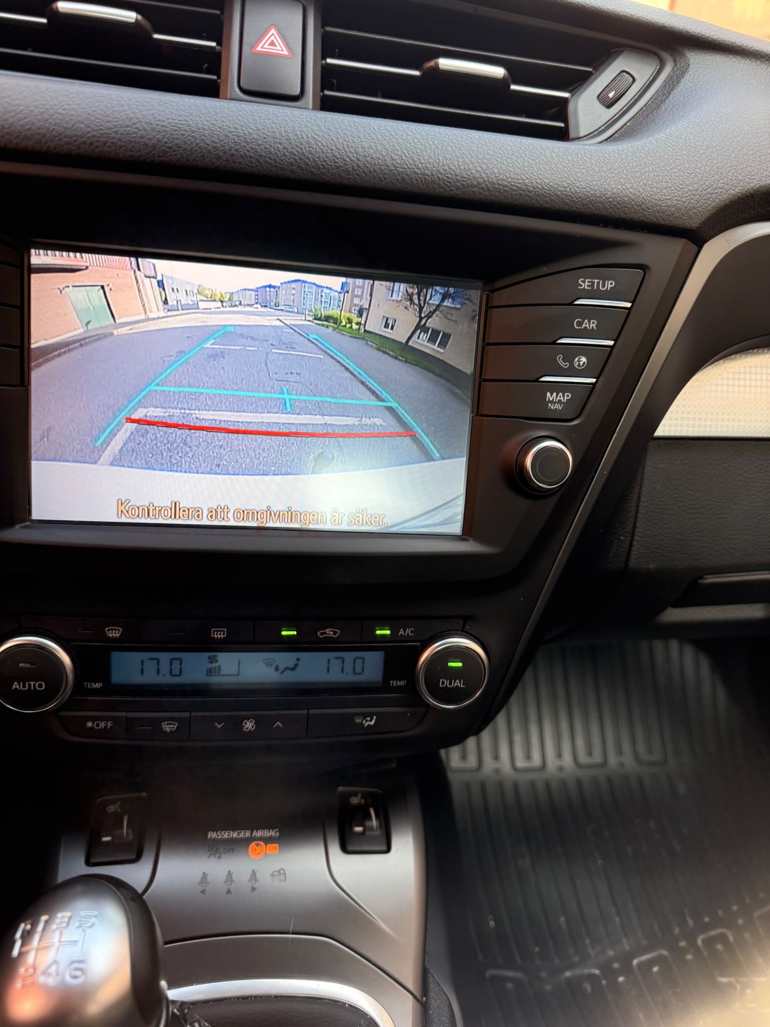 Toyota Avensis 2017, bild 6/9