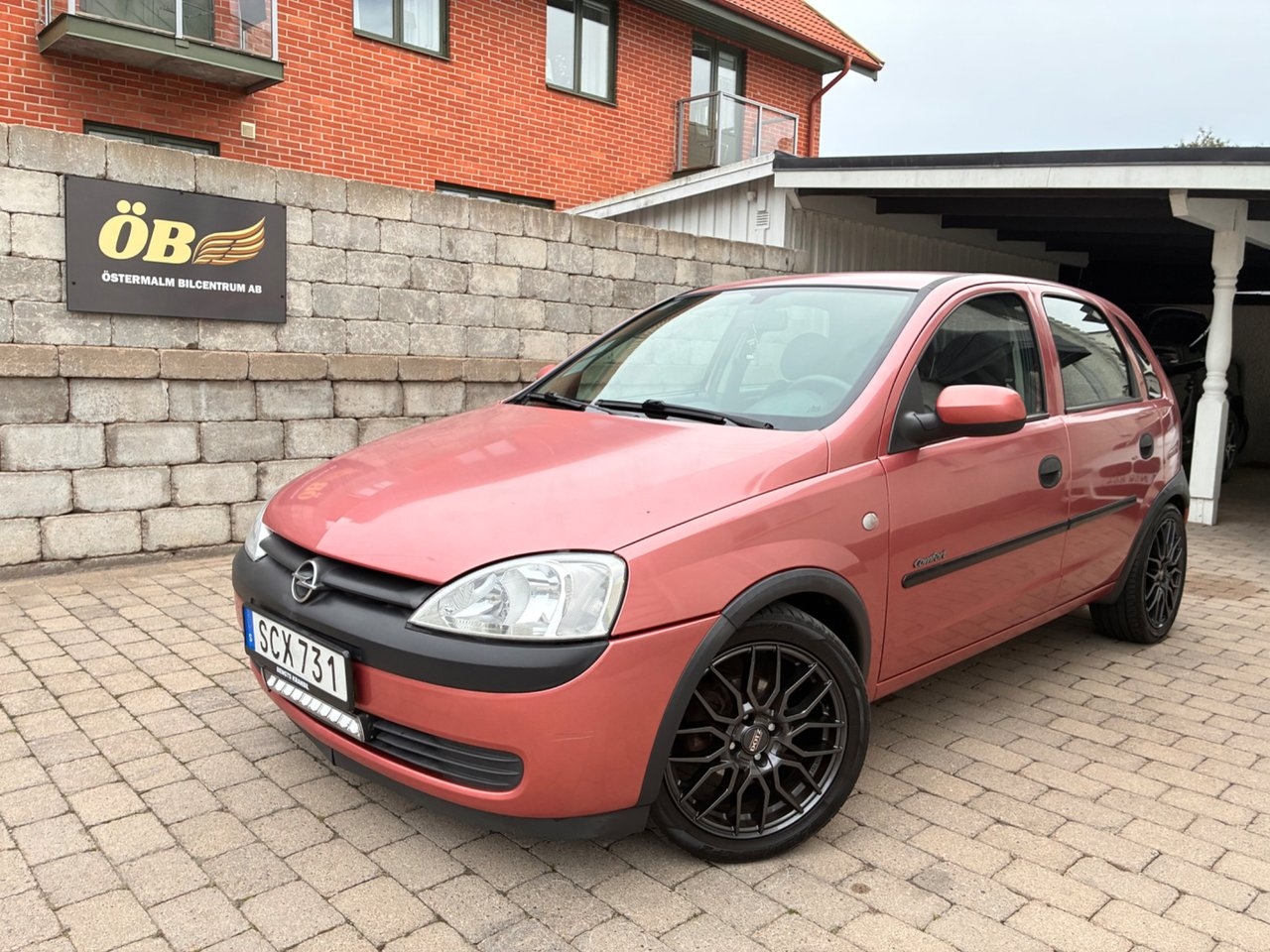 Opel Corsa 5-dörrar 1.2 75HK 2001, bild 2/10