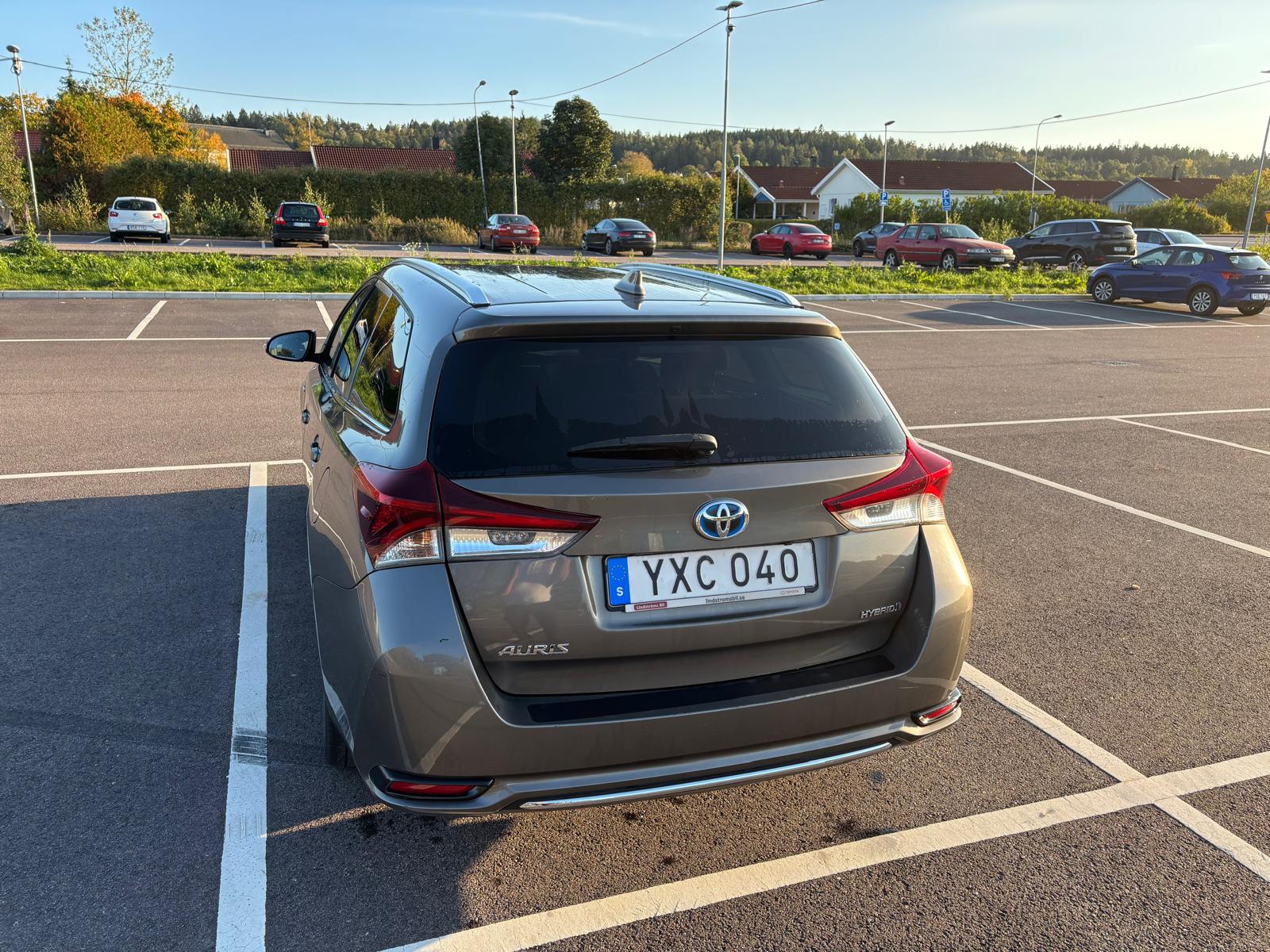 Toyota Auris Touring Sports Hybrid e-CVT 2017, bild 3/10