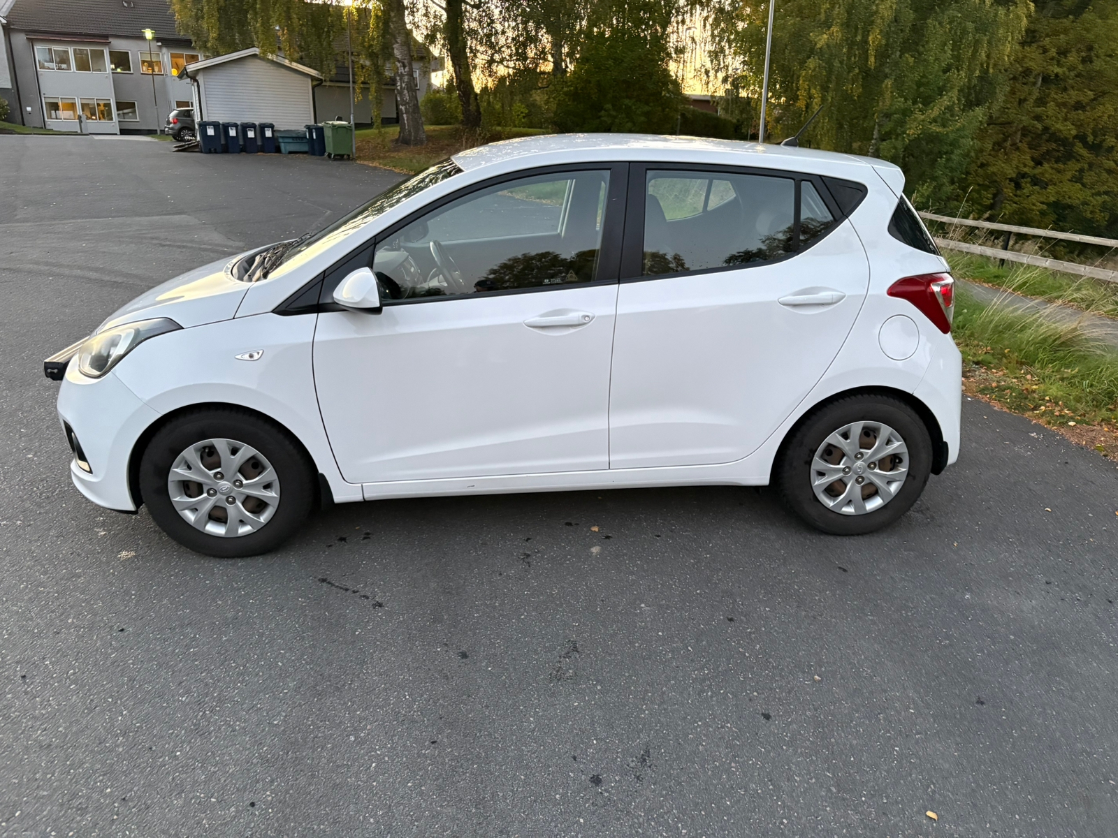 Hyundai i10 1.0 Manuell 2015, bild 3/8