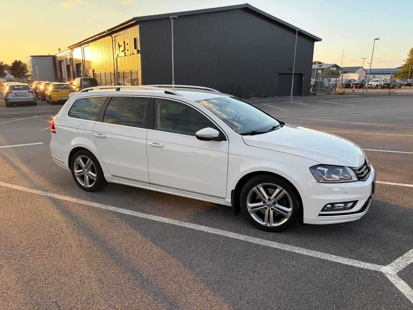 Volkswagen Passat 2014, photo 4/10