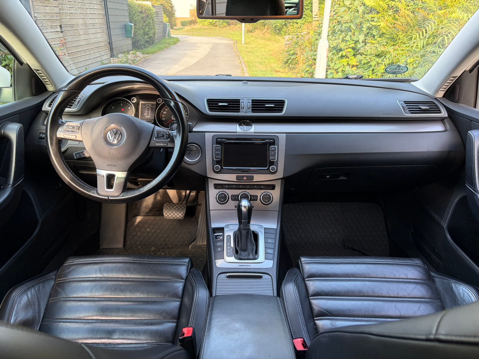 Volkswagen Passat 2014, photo 6/10