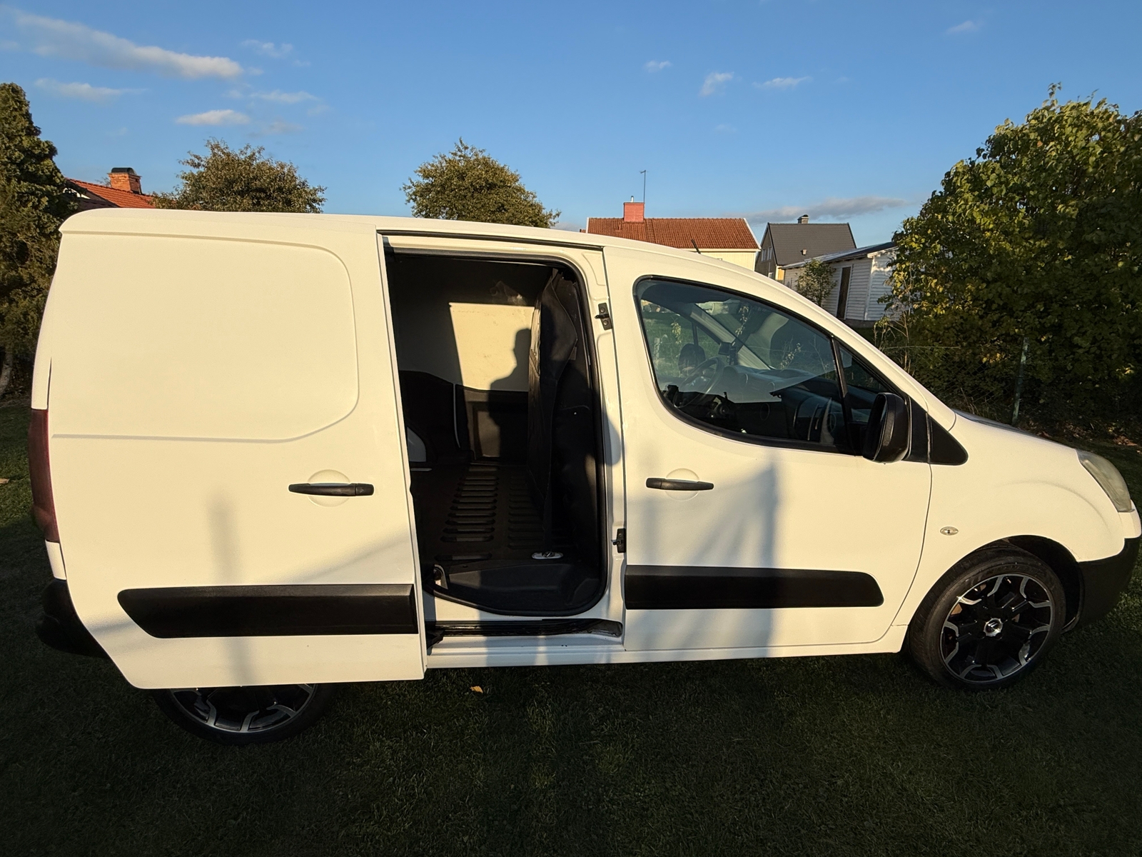 Citroen Berlingo 2011, bild 8/8