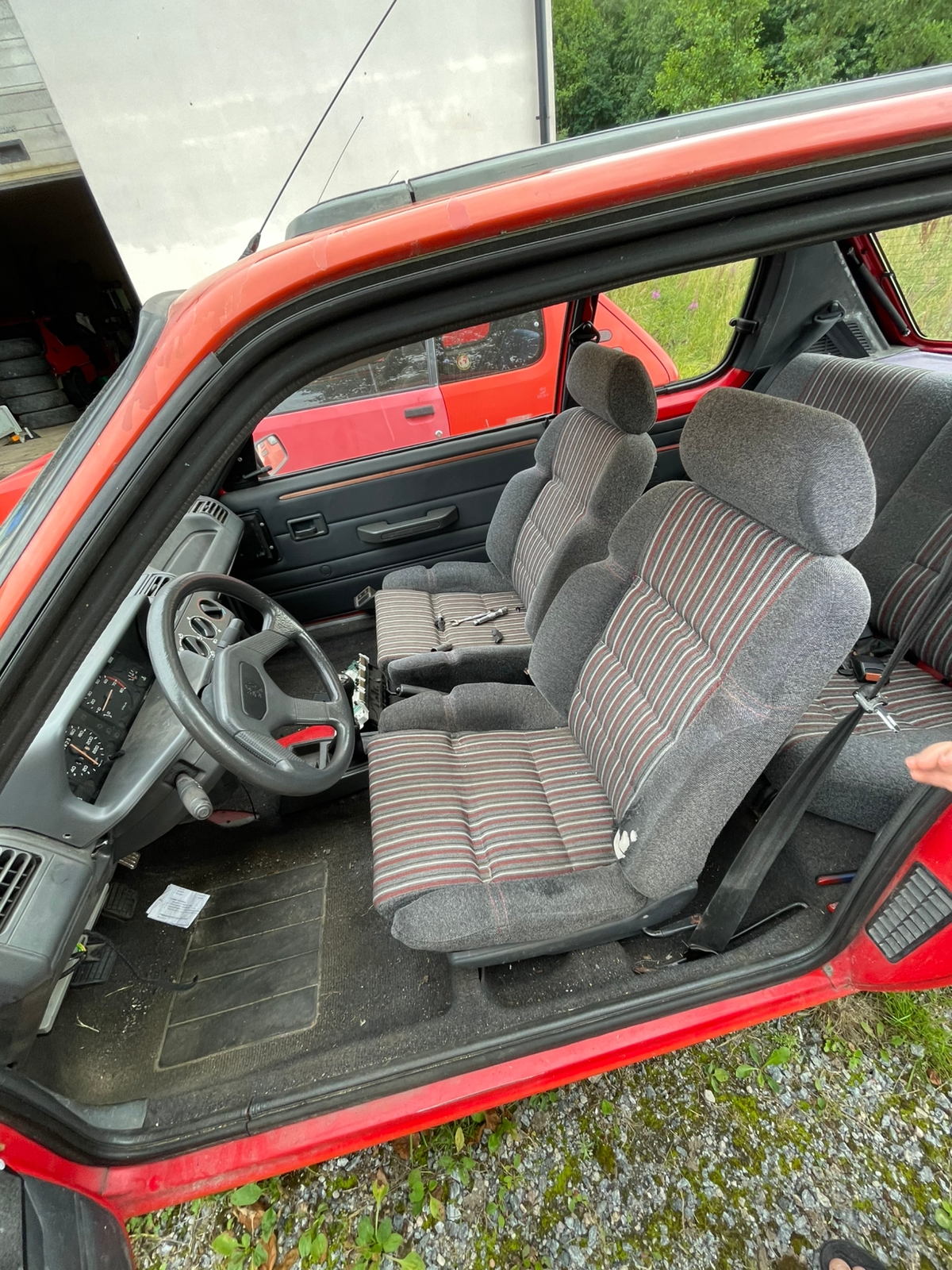 Peugeot 205 3-dörrar 1.4 Manuell 1988, photo 4/5
