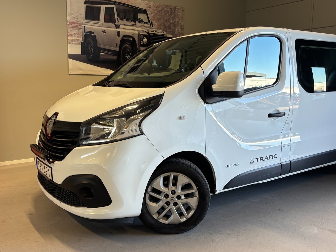 Renault Trafic 2017, photo 2/10