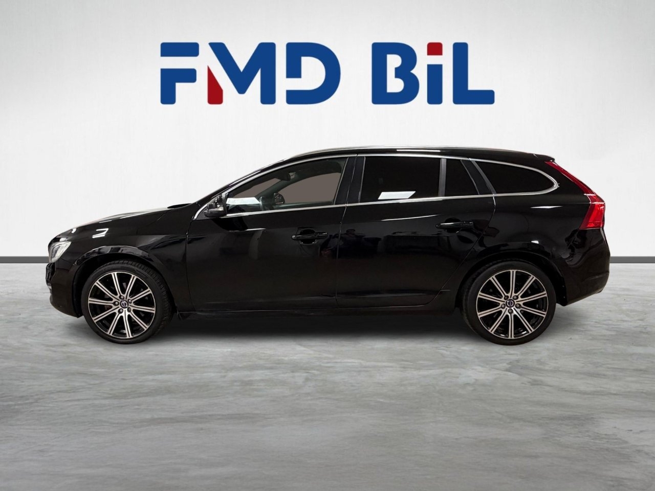 Volvo V60 2014, kuva 2/10
