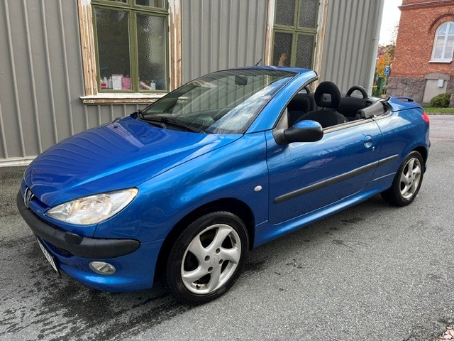 Peugeot 206 CC 1.6 Manuell 2002, photo 3/10