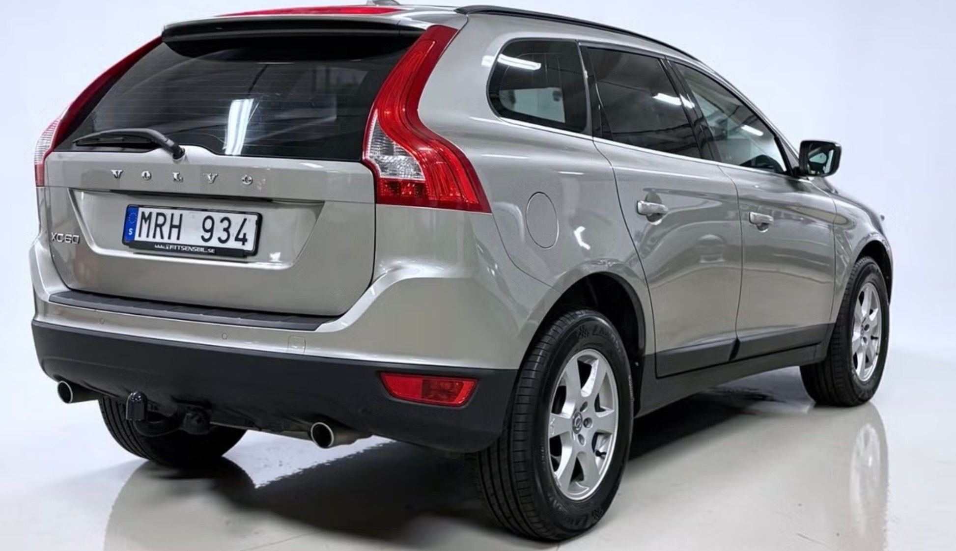 Volvo XC60 D3 AWD Manuell 2011, bild 3/3