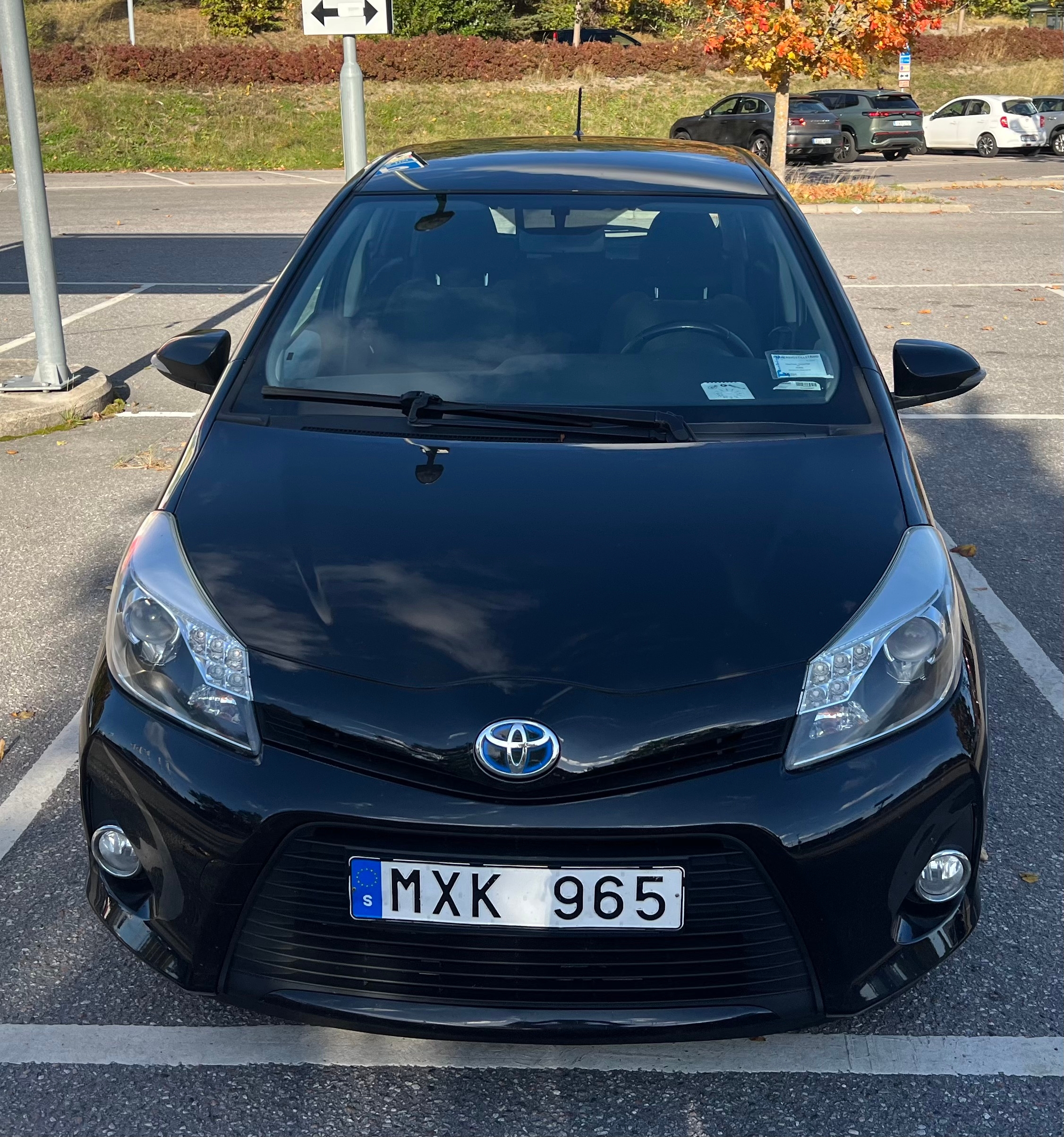 Toyota Yaris Hybrid e-CVT 2012, kuva 7/7