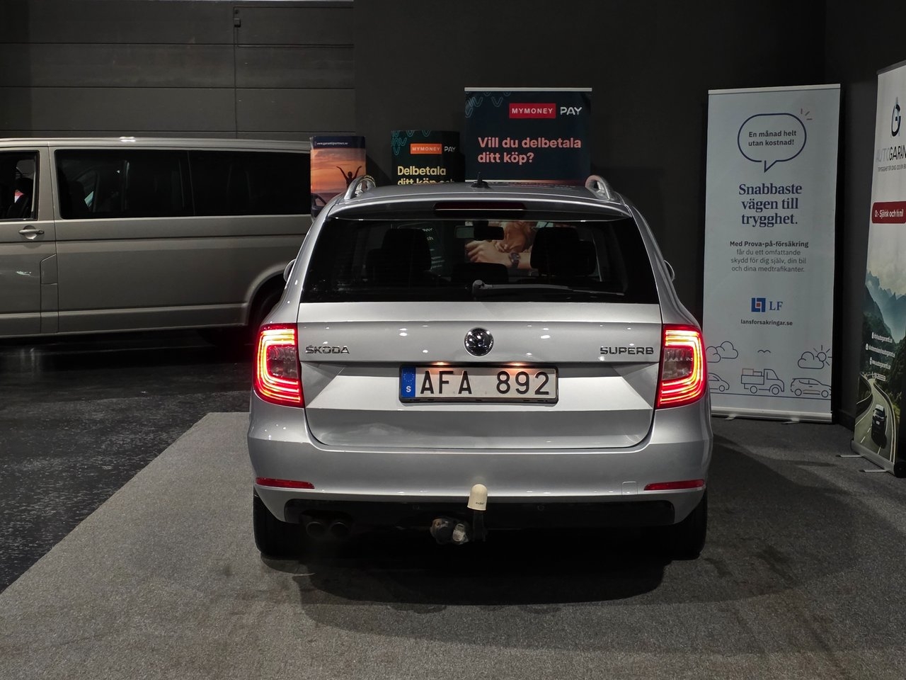 Skoda Superb Kombi 2.0 TDI Ambition 2014, bild 7/10