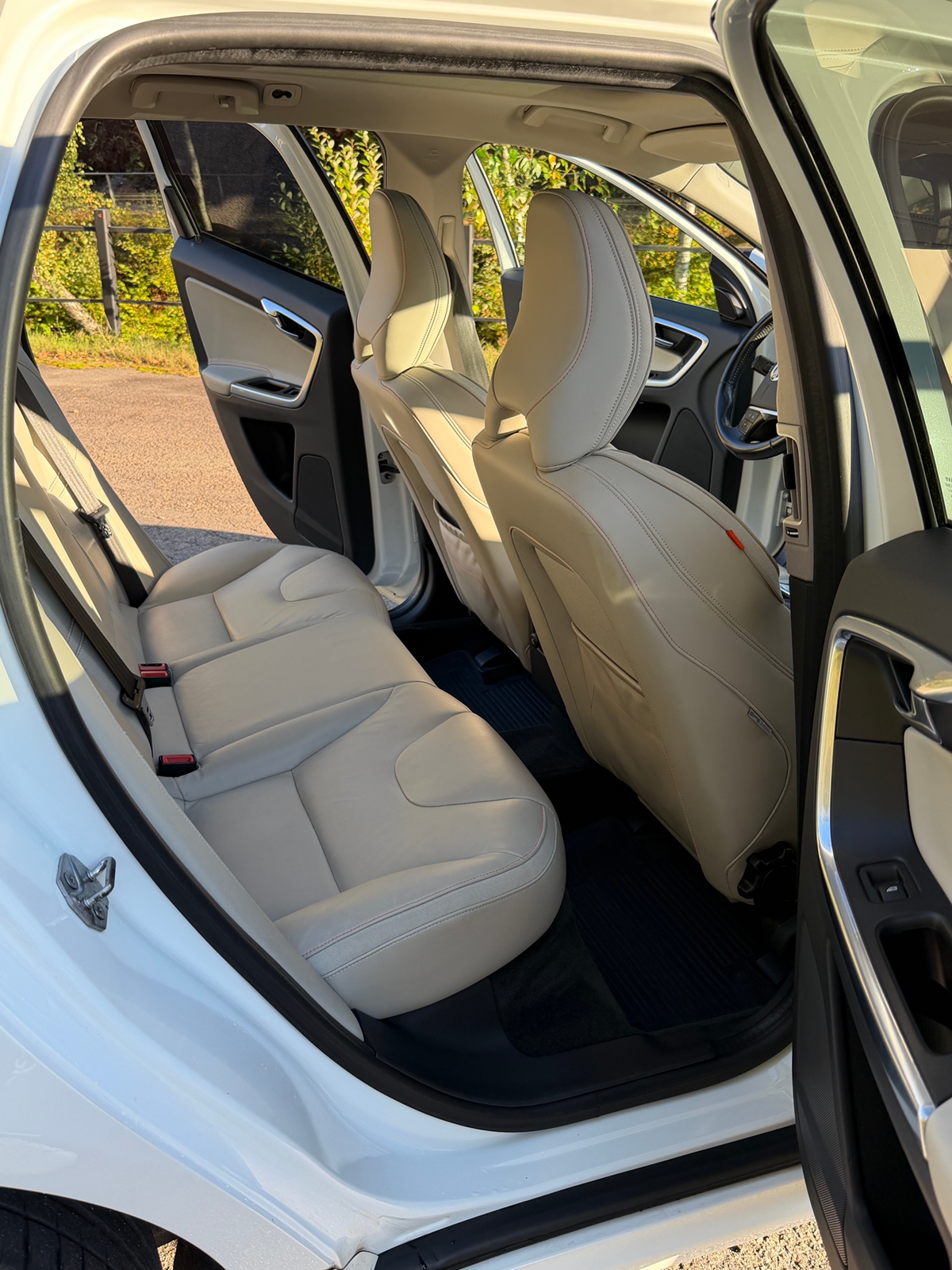 Volvo XC60 Ocean Race Business E PRO 2015, bild 5/10