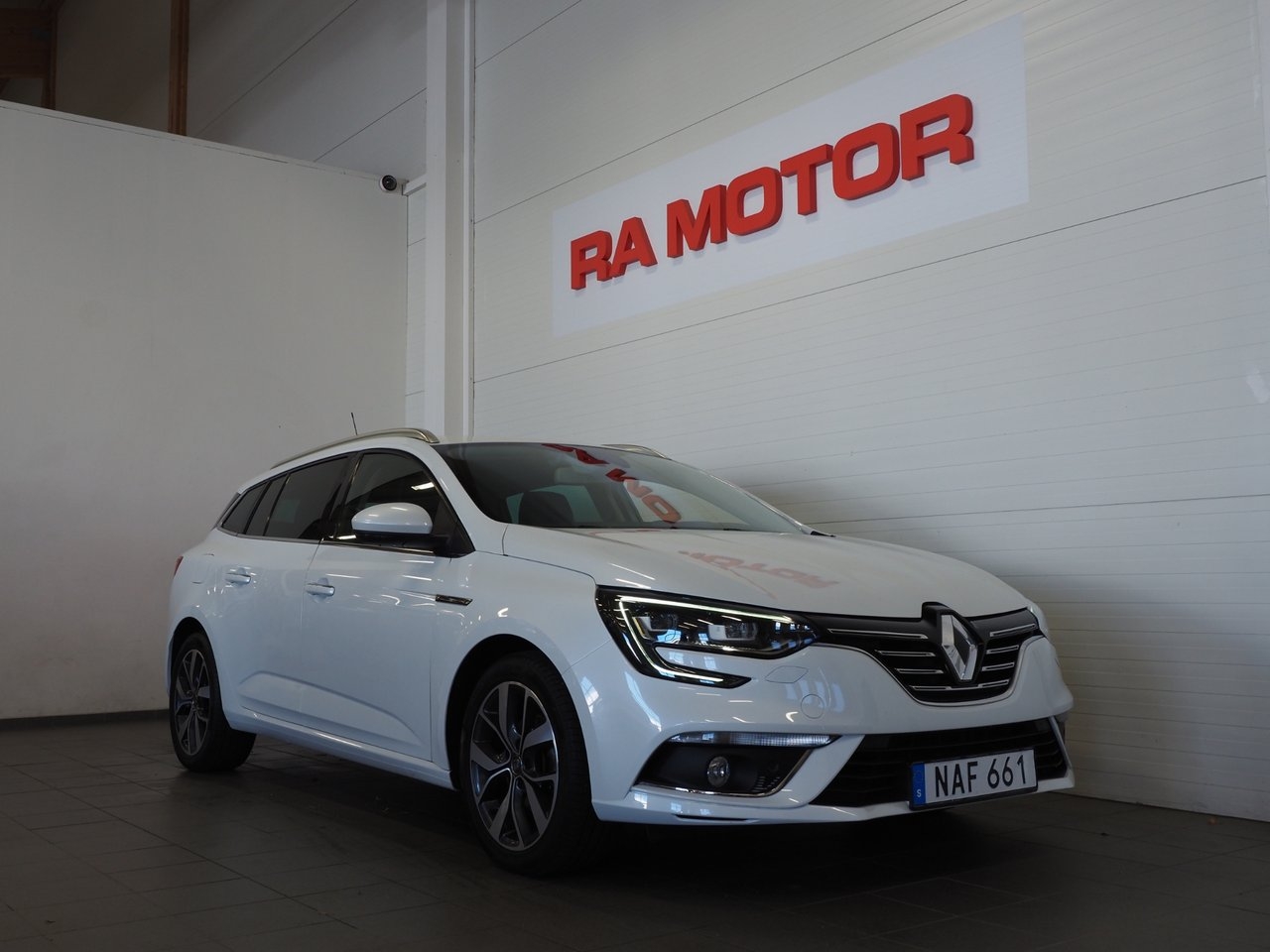 Renault Megane 2018, bild 2/10