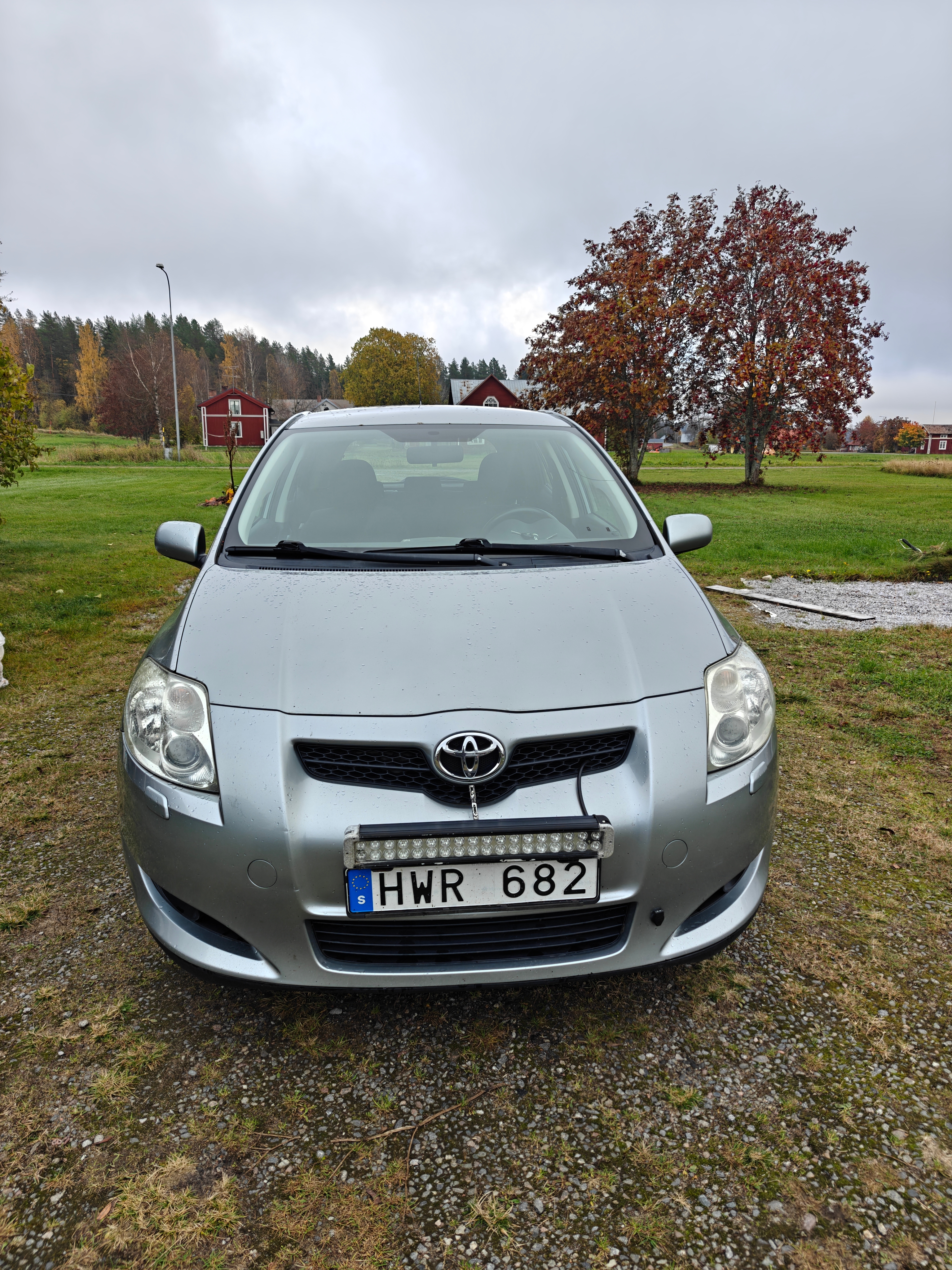 Toyota Auris 2008, photo 2/3