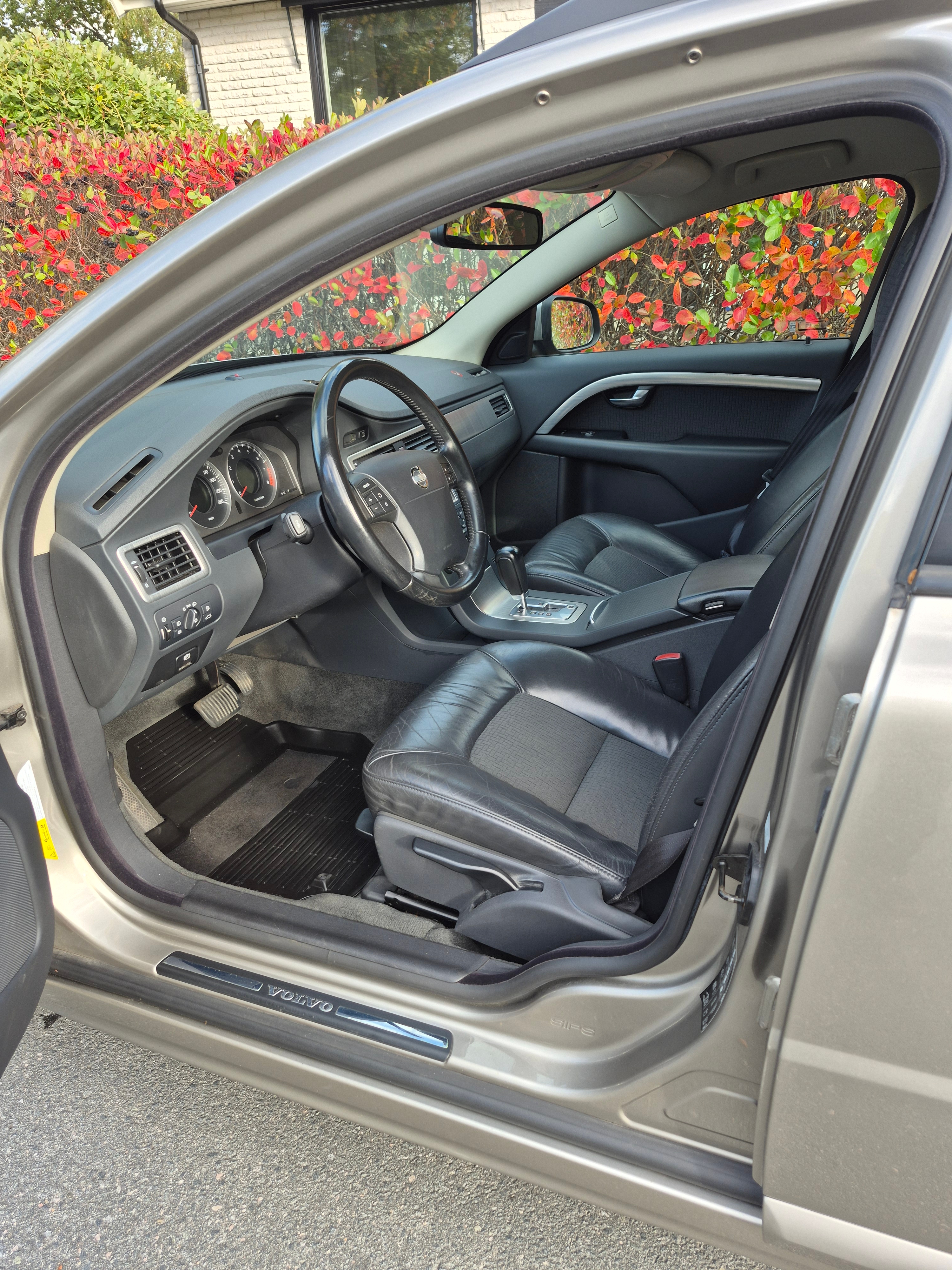 Volvo V70 3.2 Geartronic 2008, bild 7/9