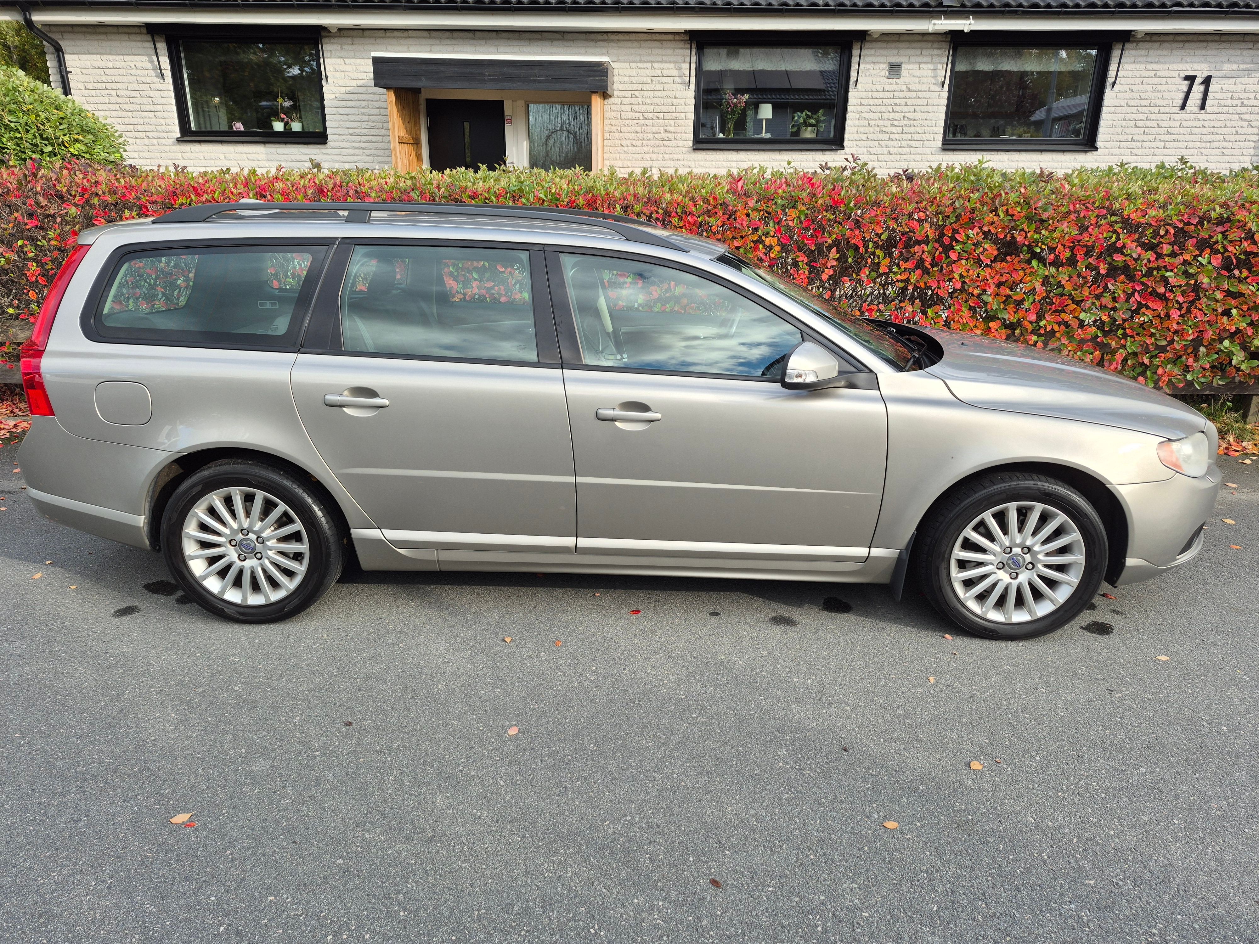 Volvo V70 3.2 Geartronic 2008, bild 3/9