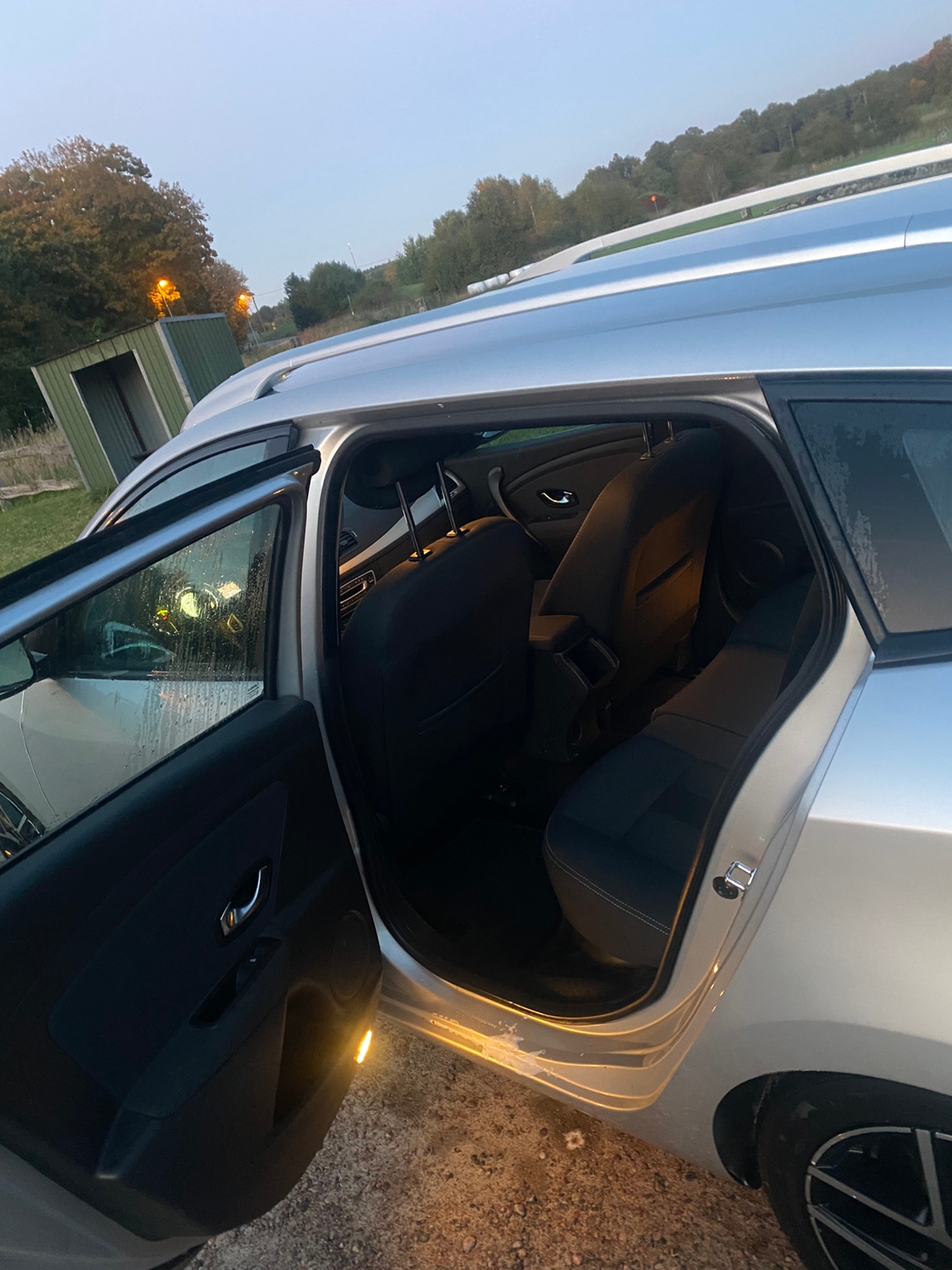 Renault Megane III Grandtour 1.5 dCi DCT 2012, bild 6/7