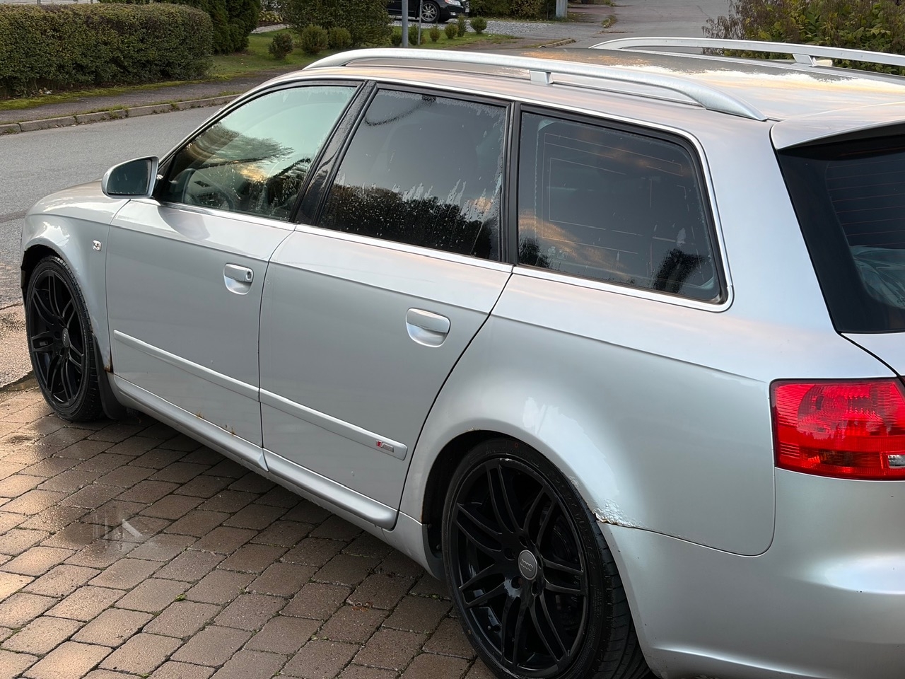 Audi A4 Avant 2.0 TDI 8v quattro Manuell 2007, bild 7/8